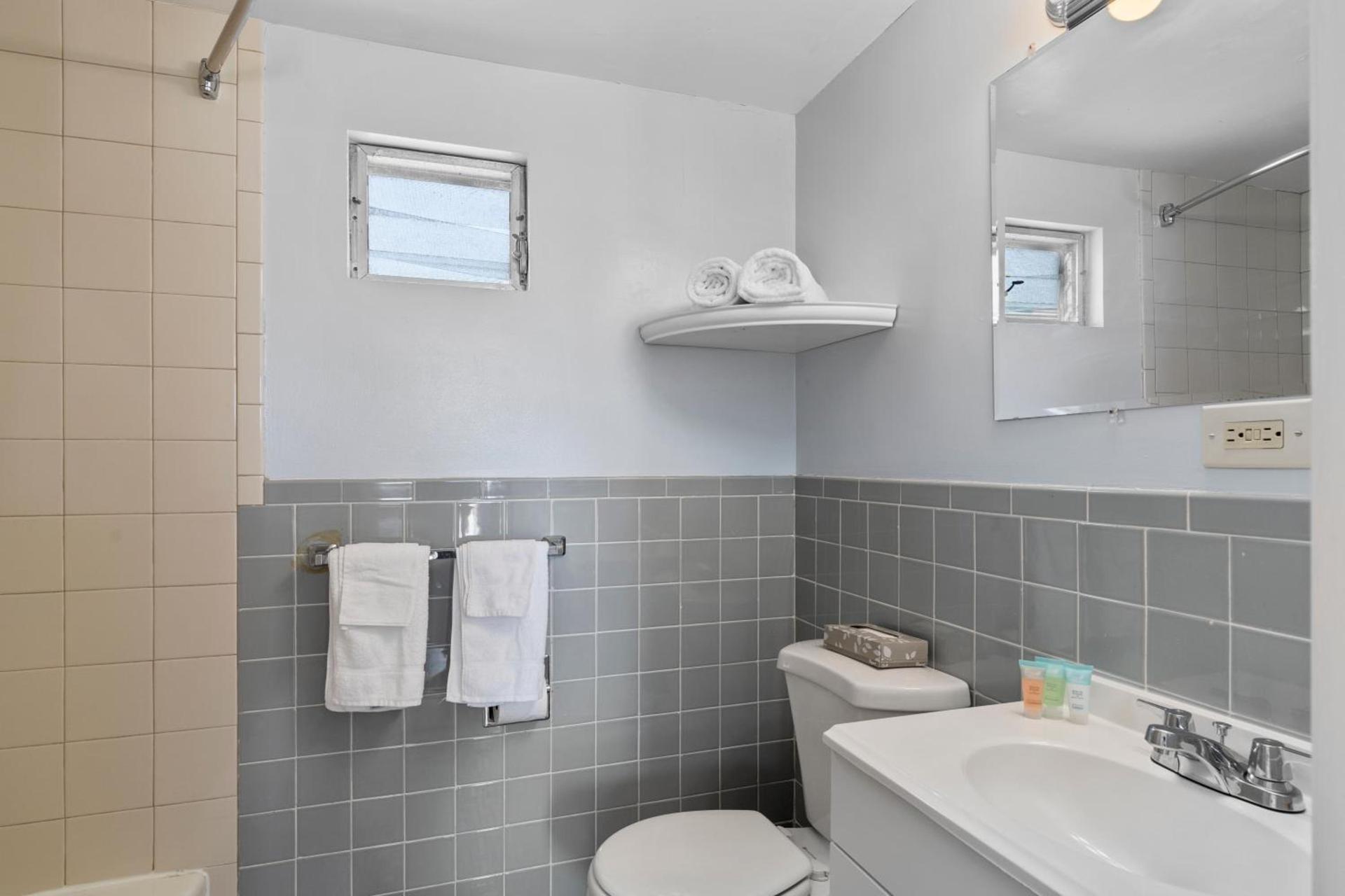 Mt Royal Motel photo 25