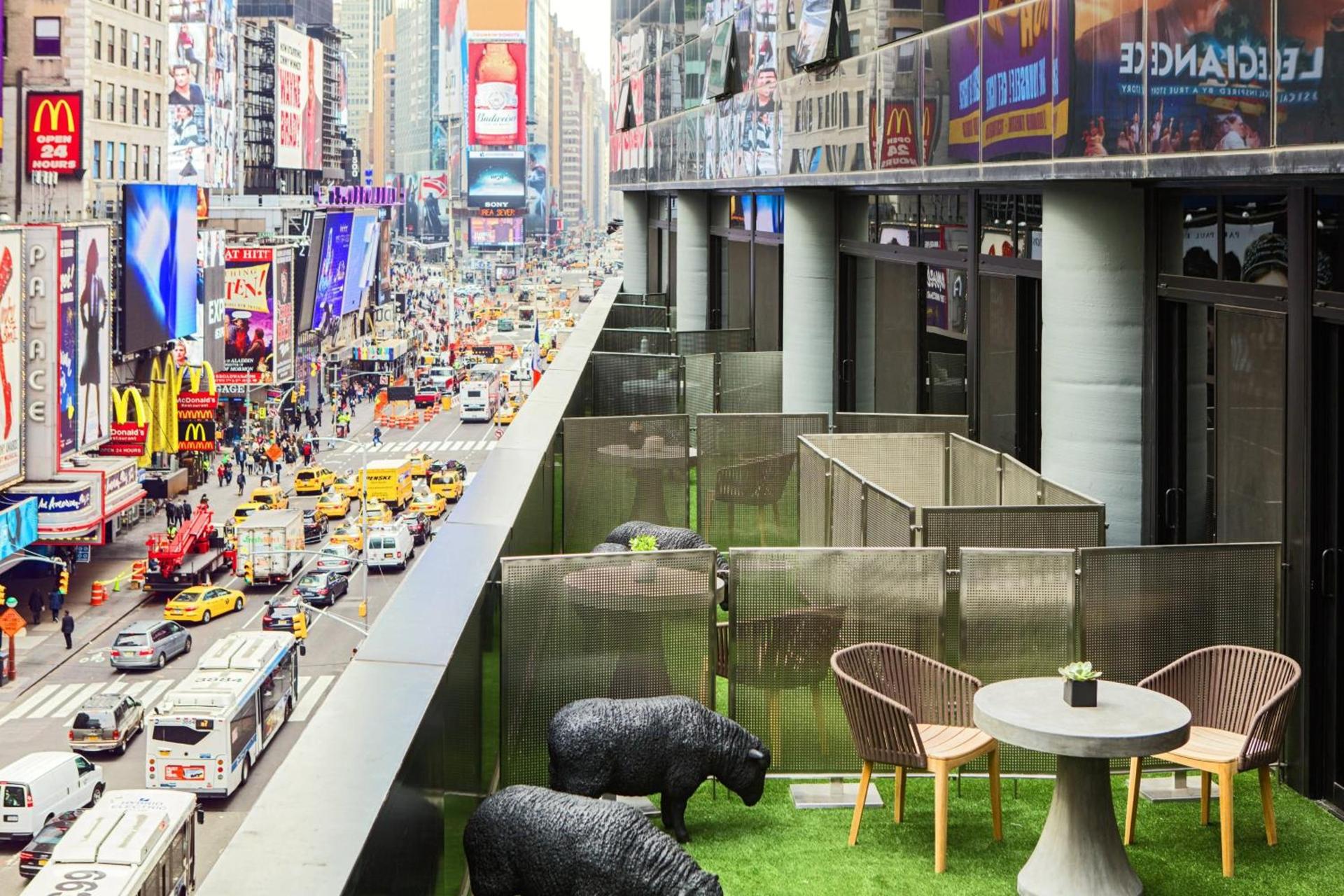 Renaissance New York Times Square by Marriott photo 10