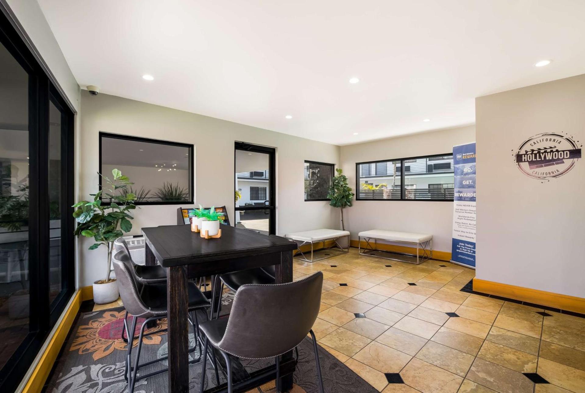 Sunset West Hotel, SureStay Collection By Best Western photo 5