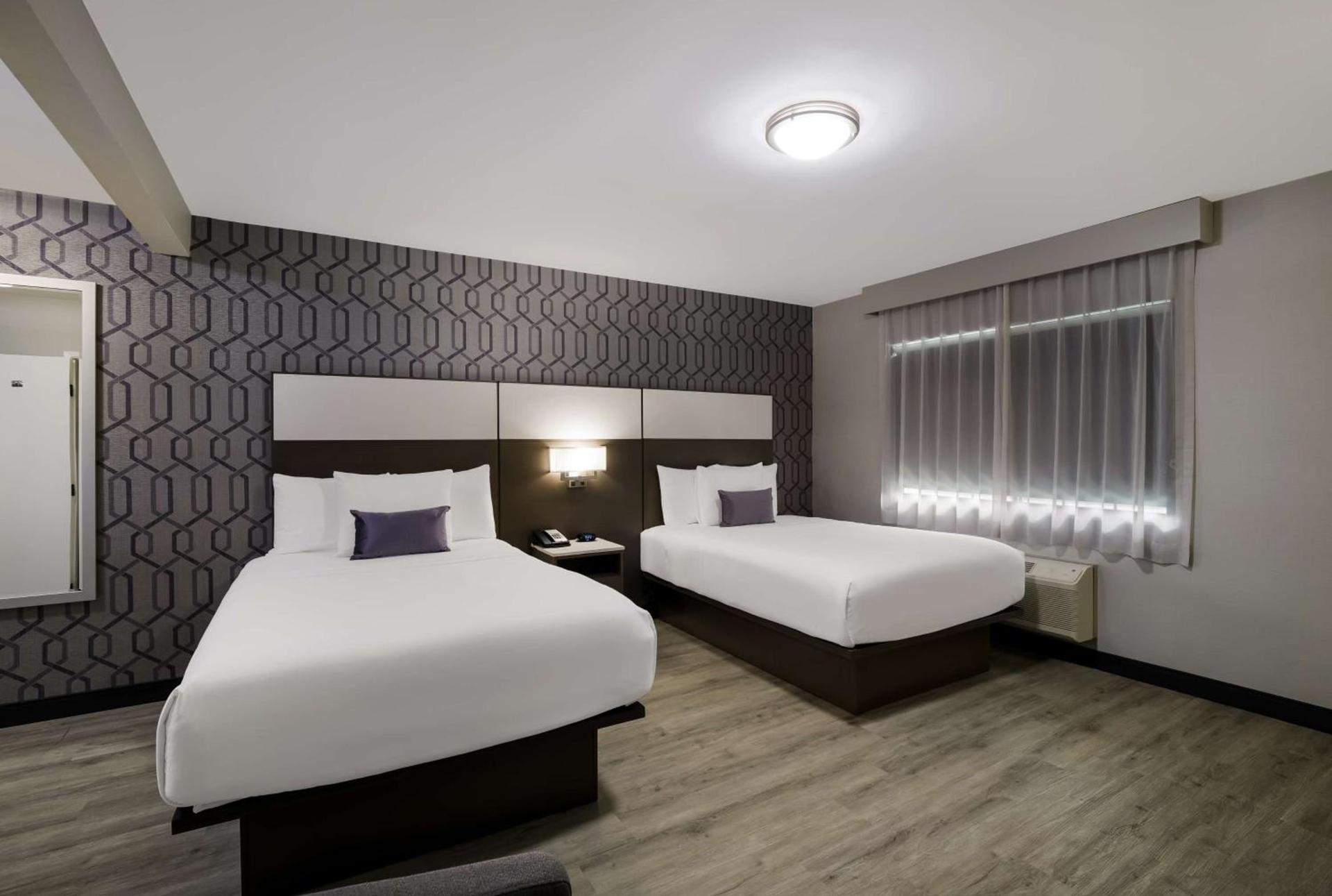 Sunset West Hotel, SureStay Collection By Best Western photo 6