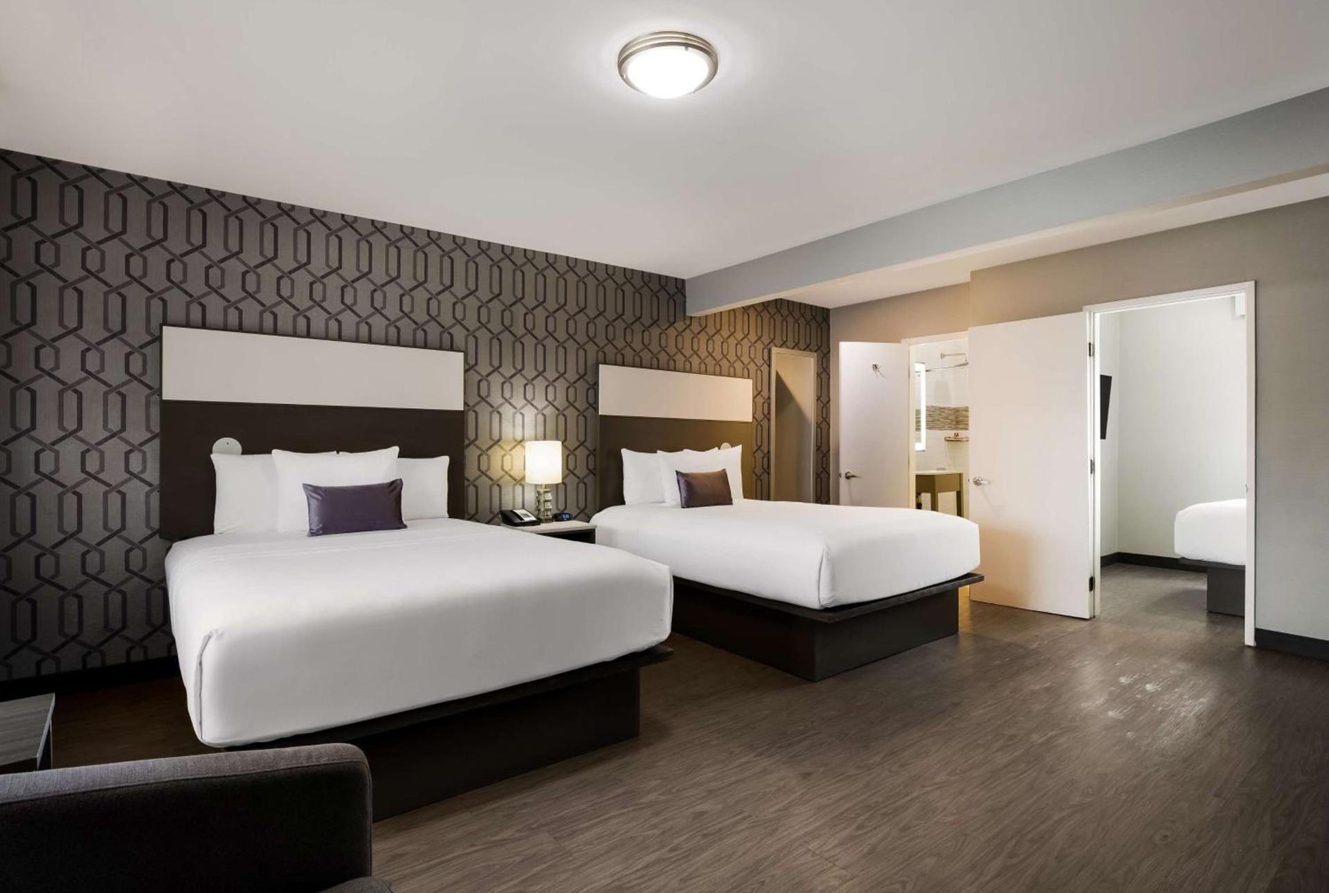 Sunset West Hotel, SureStay Collection By Best Western photo 28