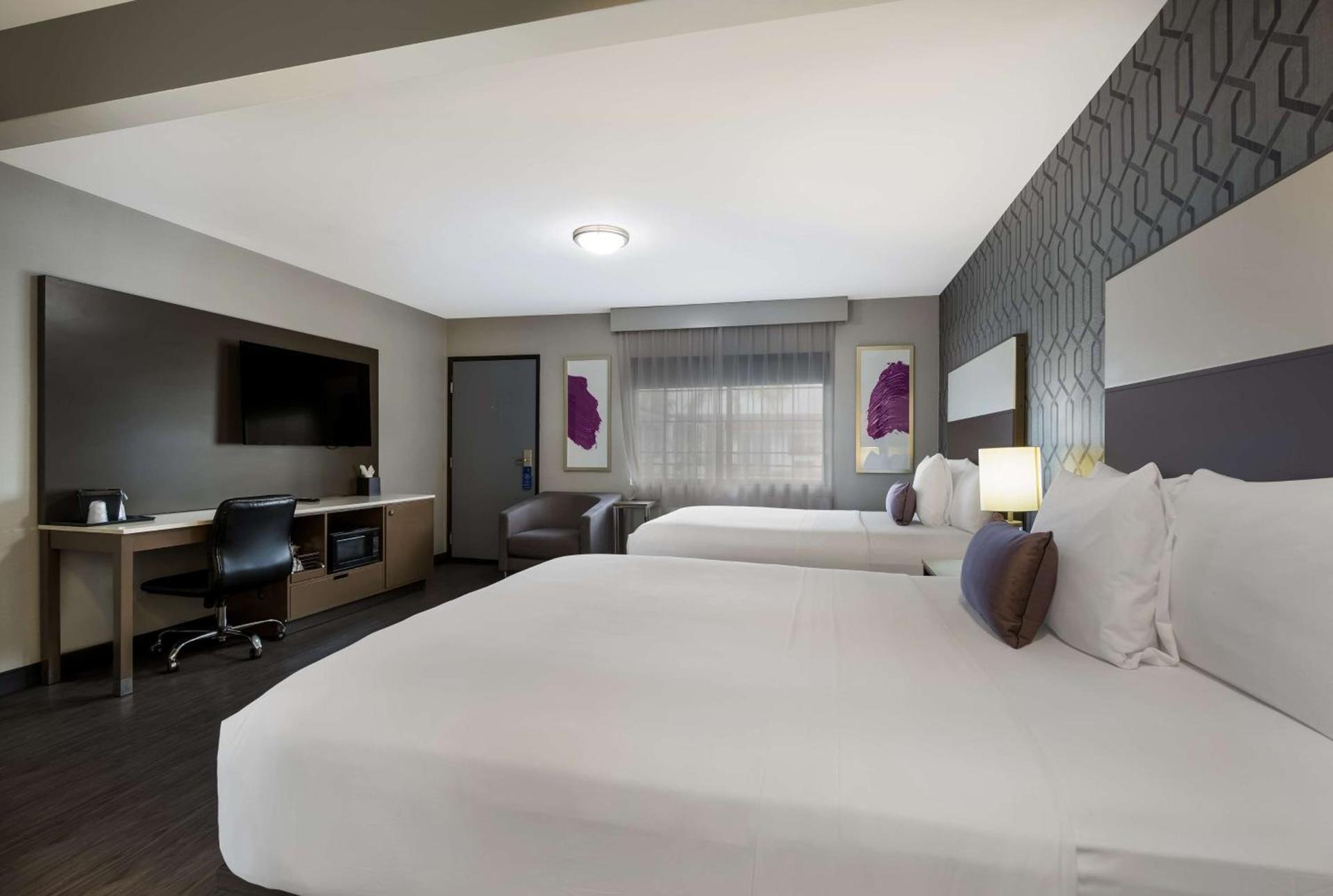 Sunset West Hotel, SureStay Collection By Best Western photo 14