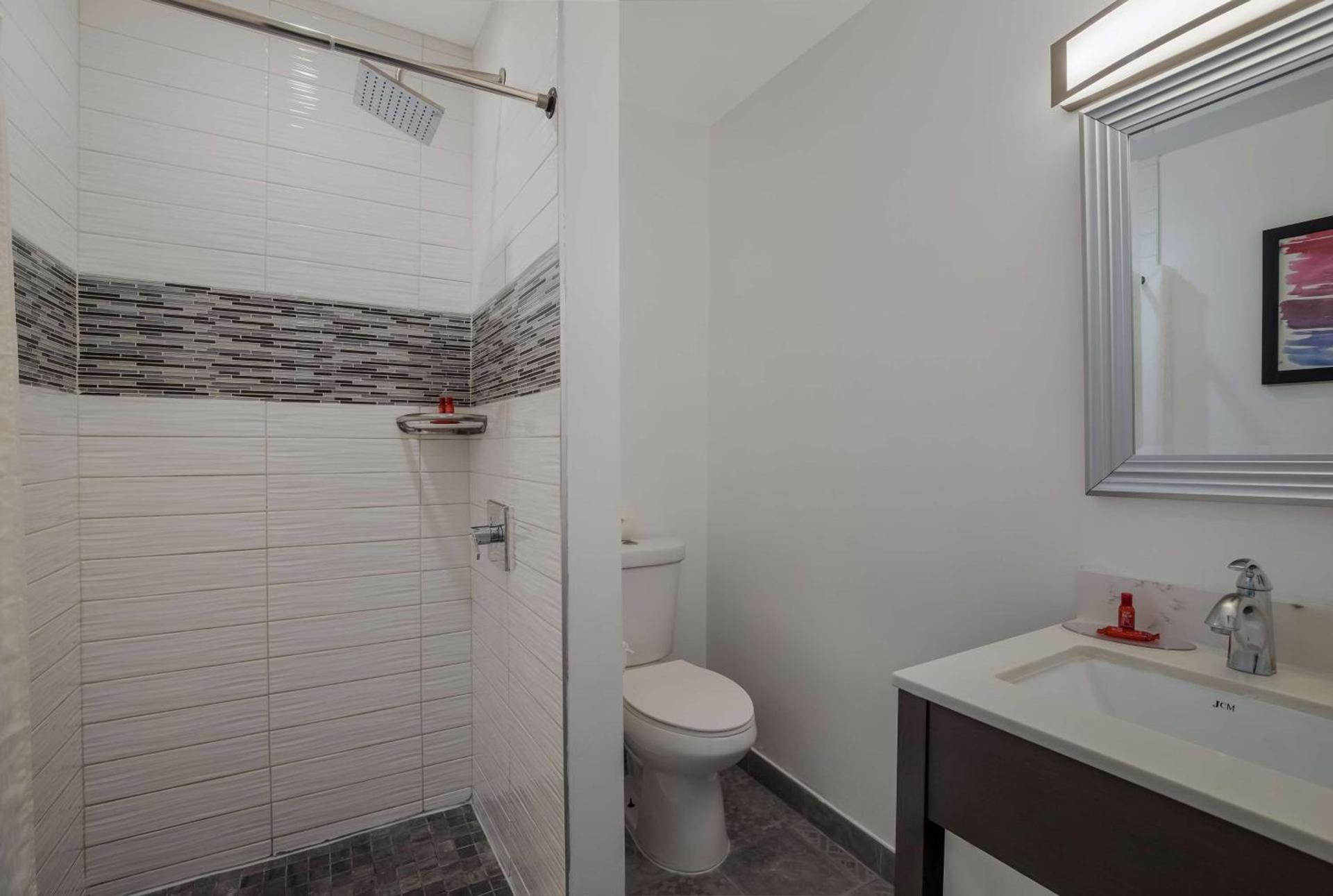 Sunset West Hotel, SureStay Collection By Best Western photo 8