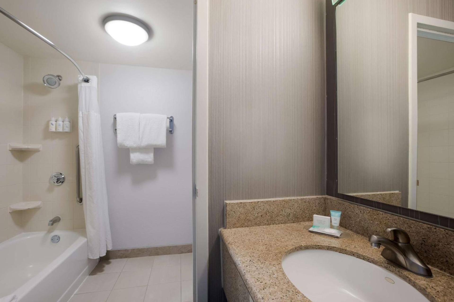 Sonesta Select Atlanta Midtown Georgia Tech photo 16