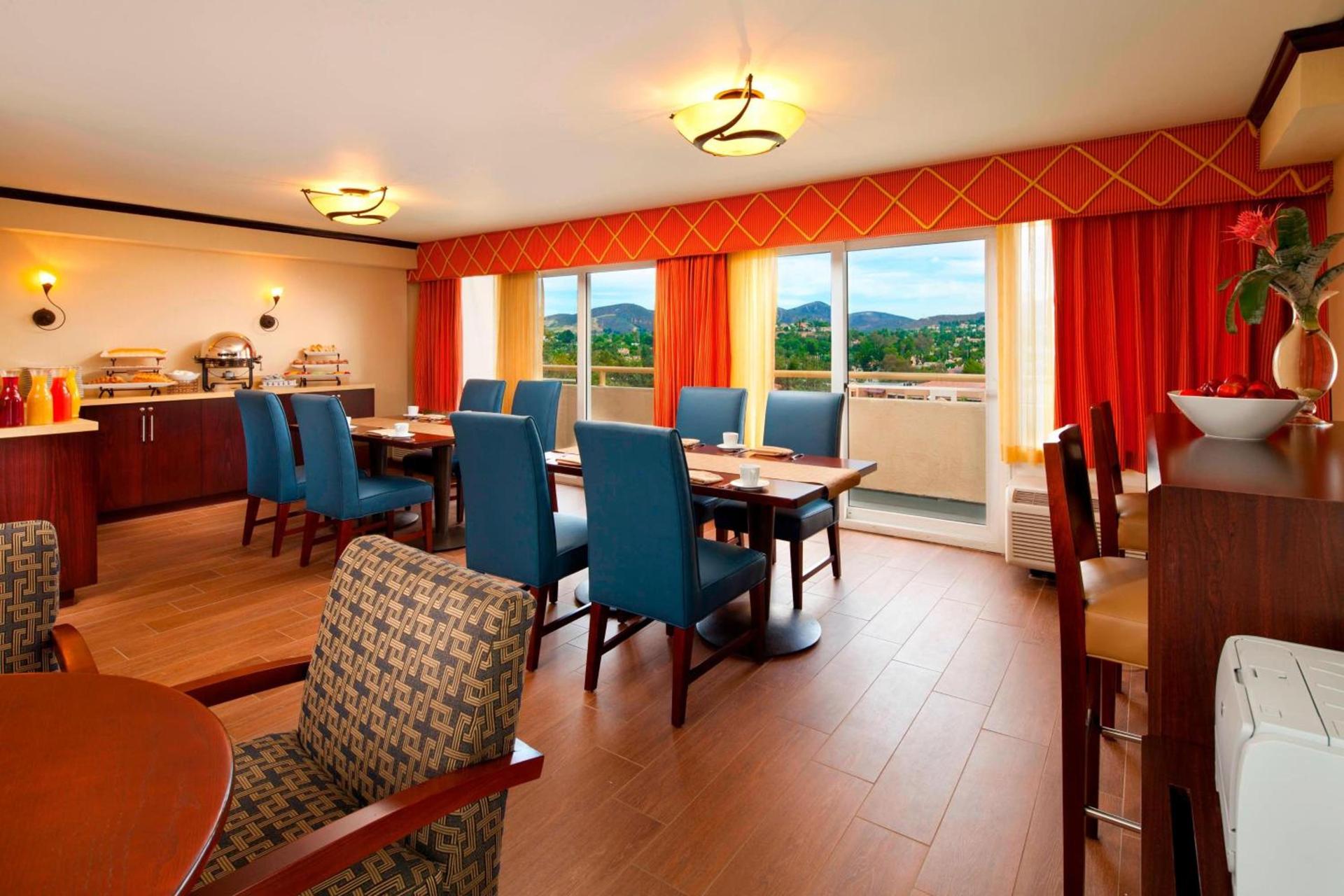 Sheraton Agoura Hills Hotel photo 22