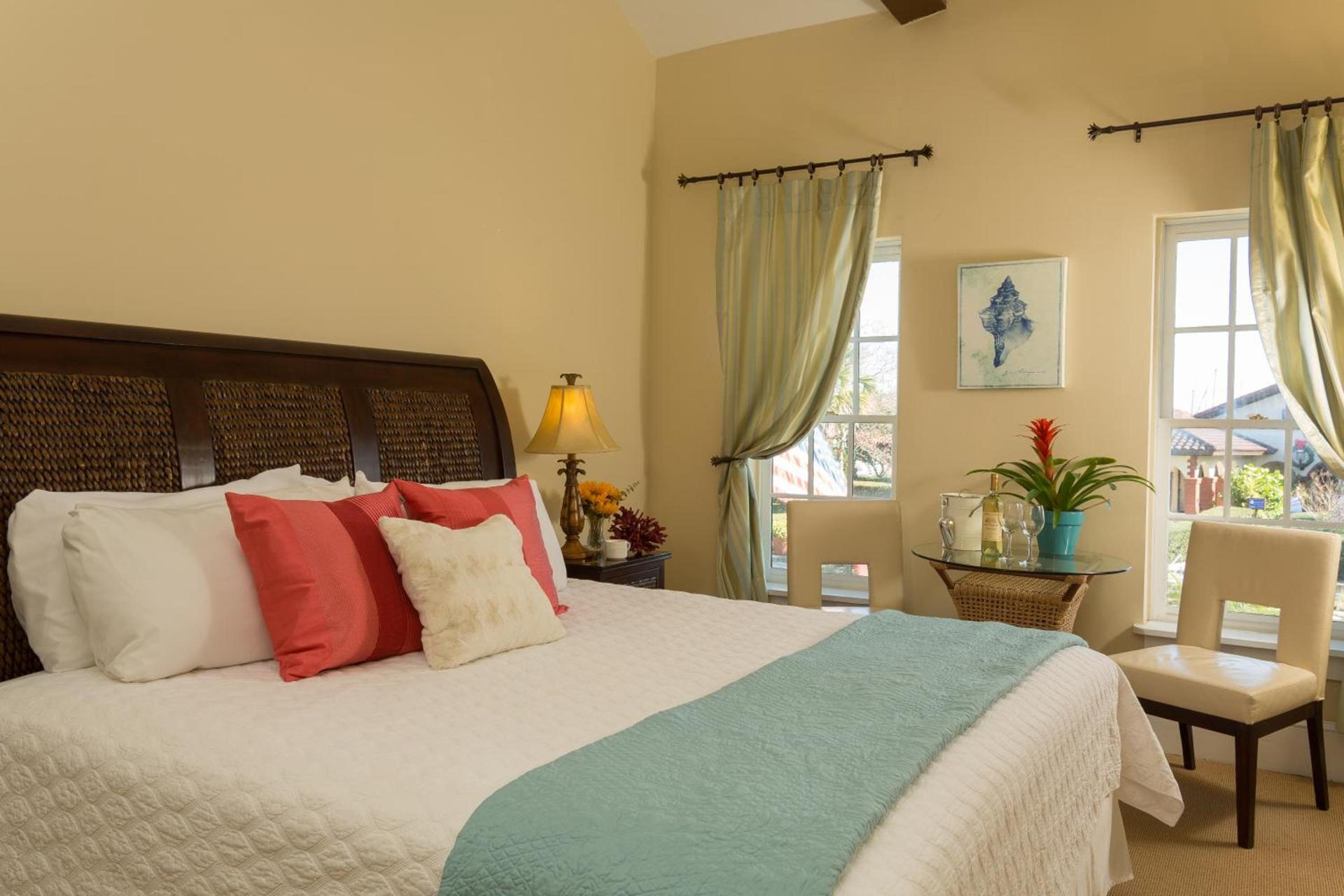 Bella Bay Inn photo 16