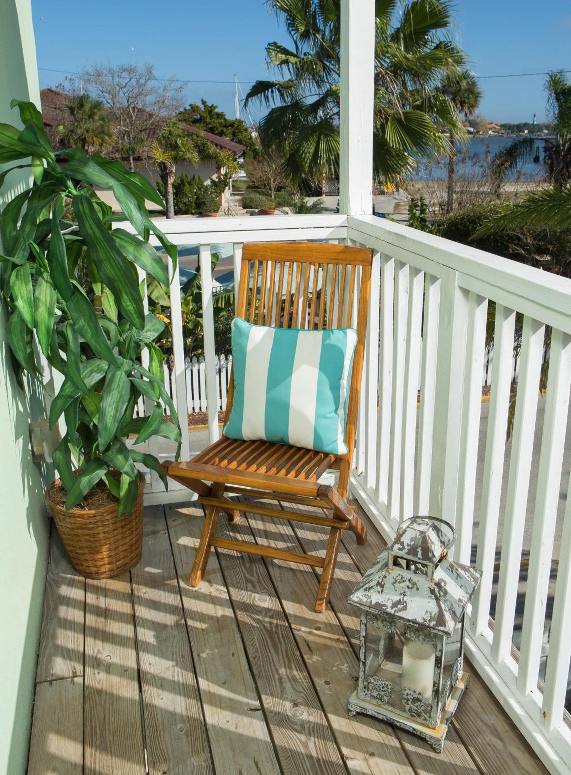 Bella Bay Inn photo 22