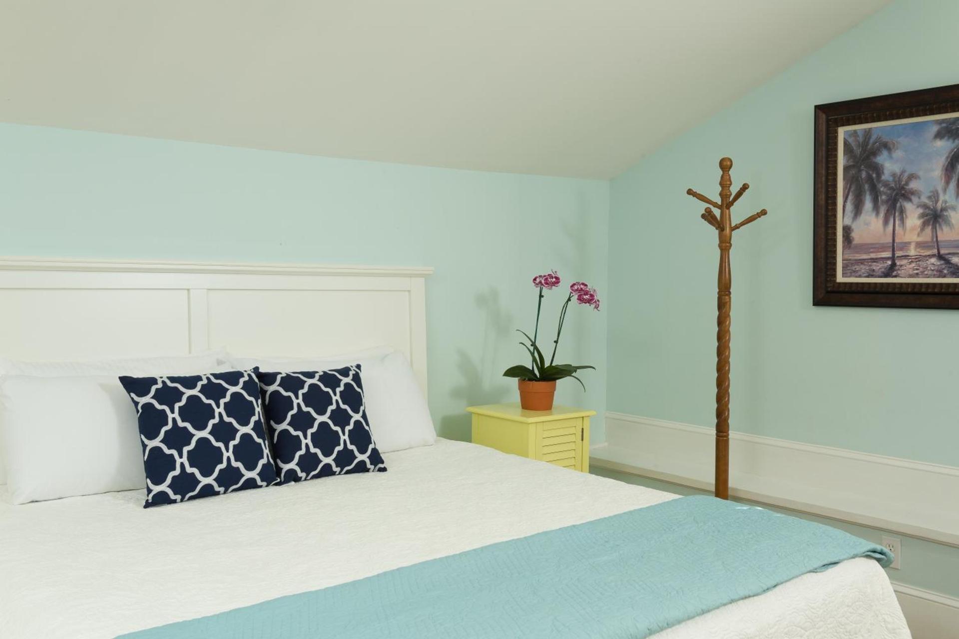 Bella Bay Inn photo 19