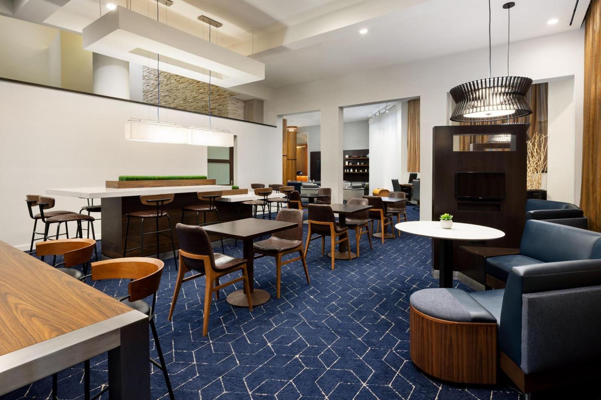 Courtyard by Marriott Atlantic City Beach Block photo 38