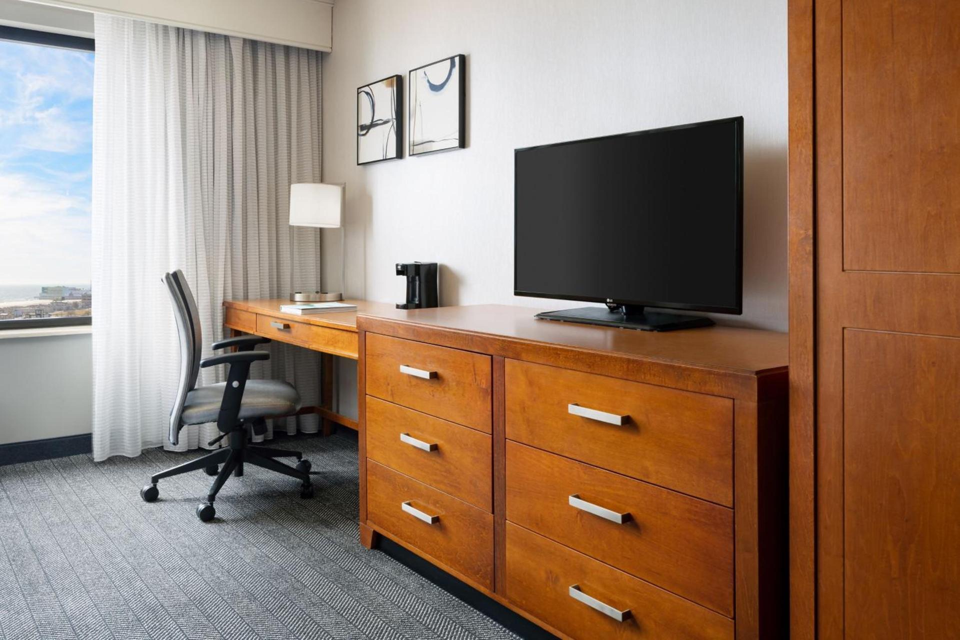 Courtyard by Marriott Atlantic City Beach Block photo 48
