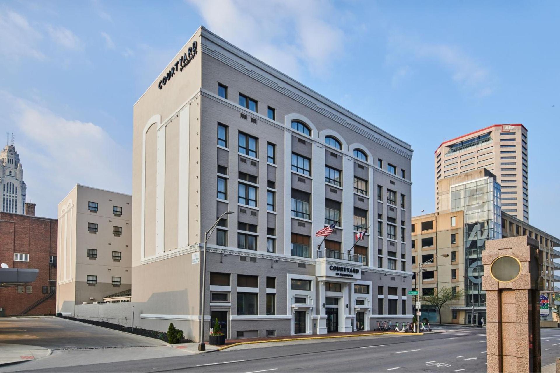 Courtyard by Marriott Columbus Downtown photo 1