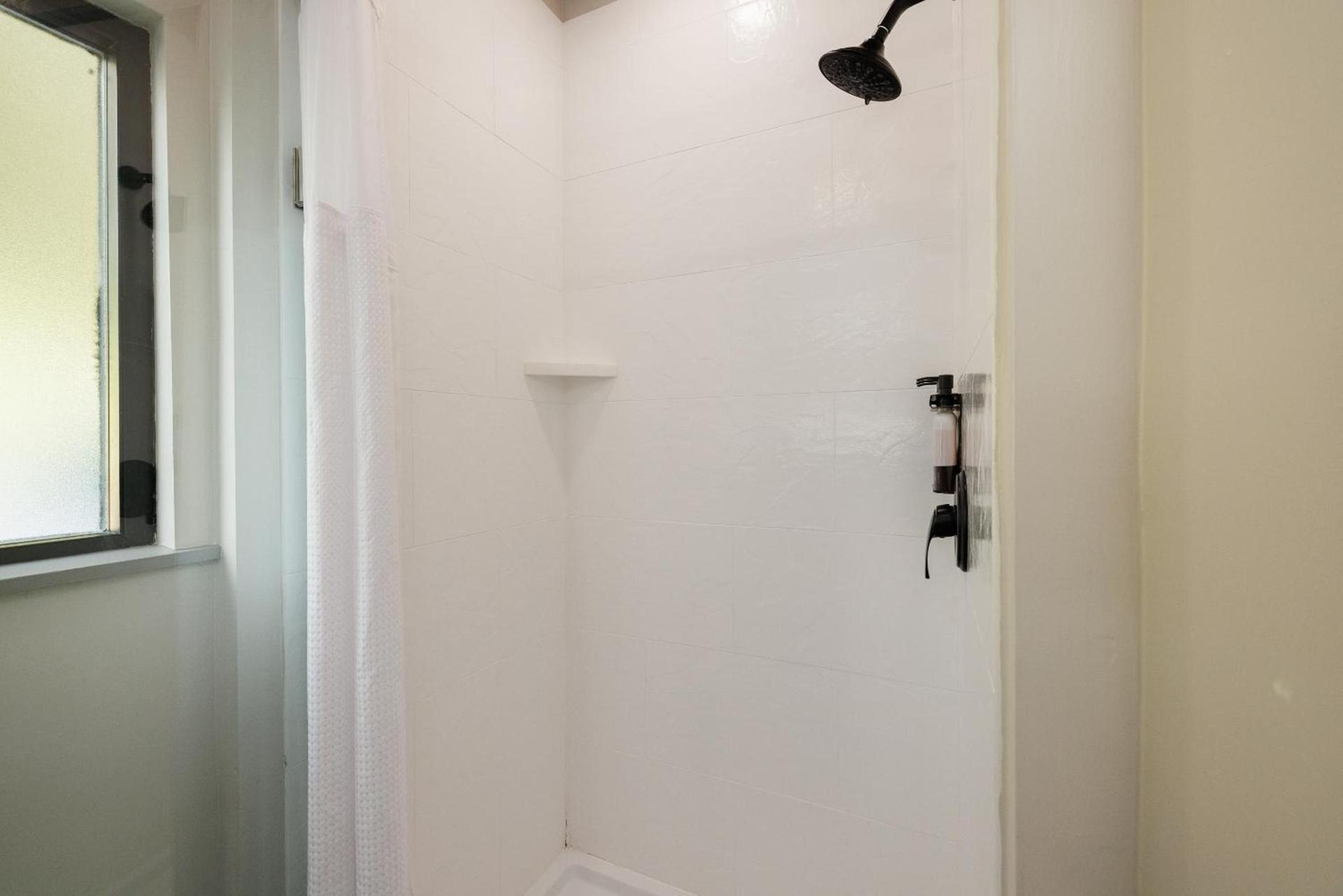 Inn Marin and Suites, an Ascend Collection Hotel photo 30