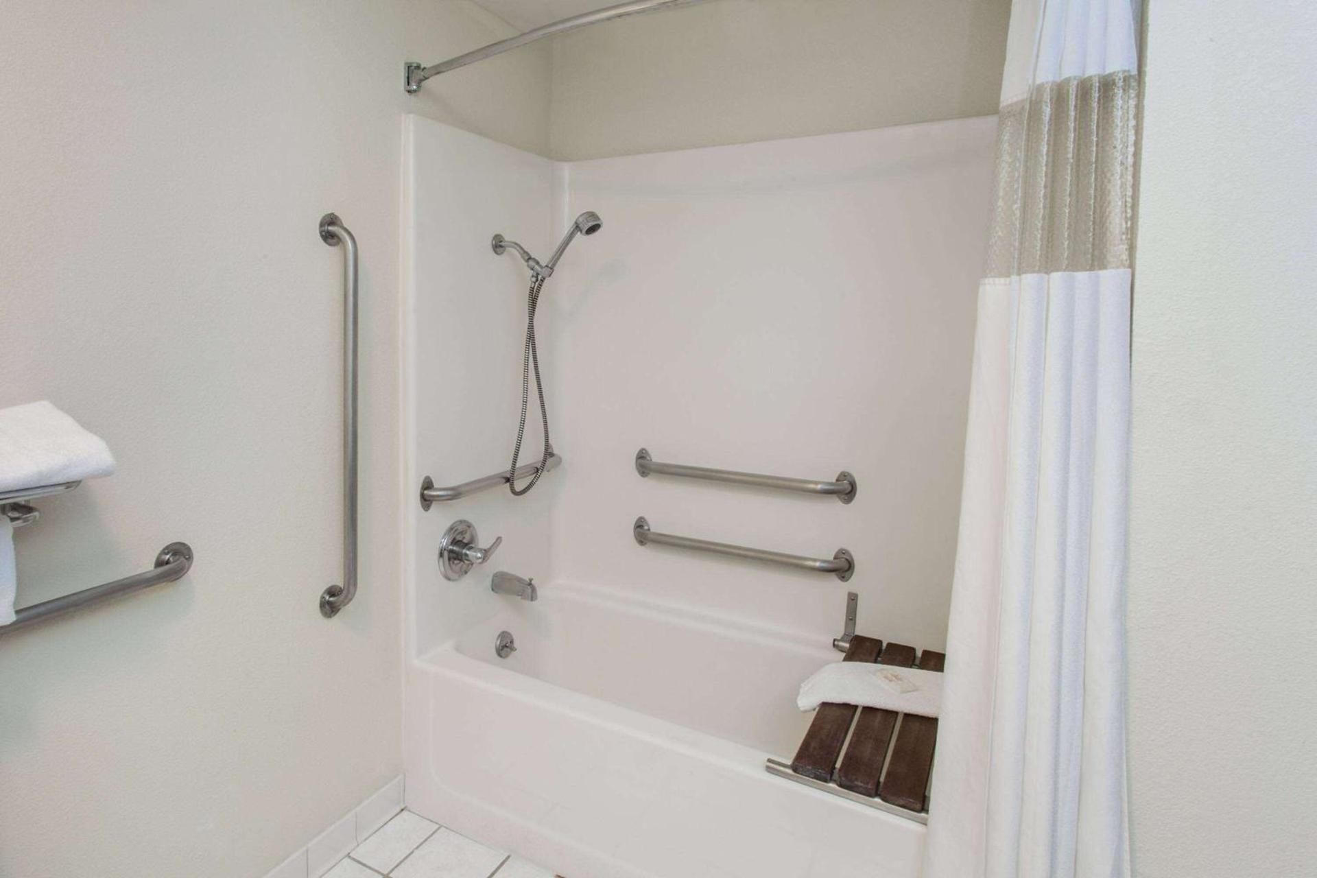 Best Western Bolingbrook Hotel photo 9