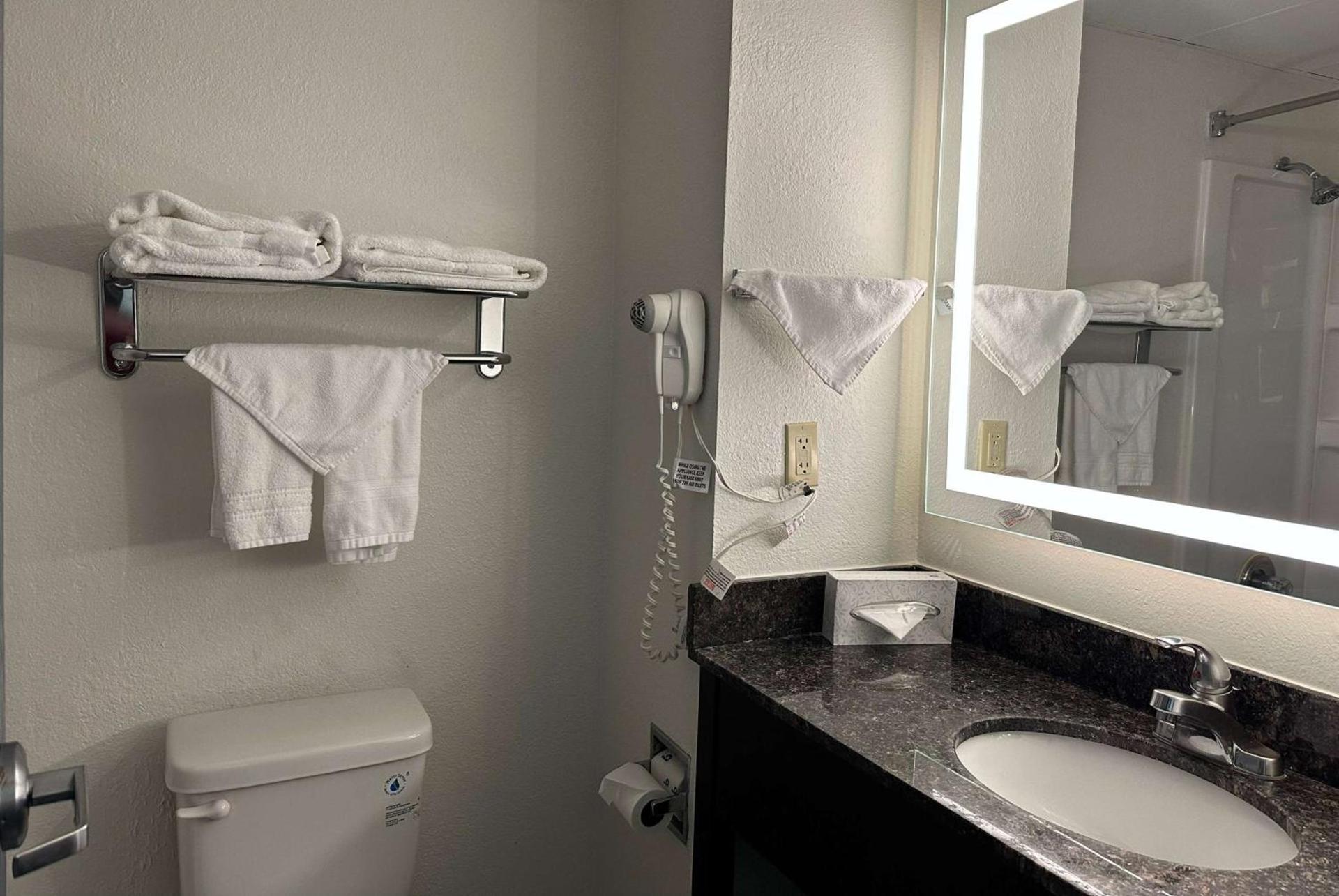 Best Western Bolingbrook Hotel photo 16