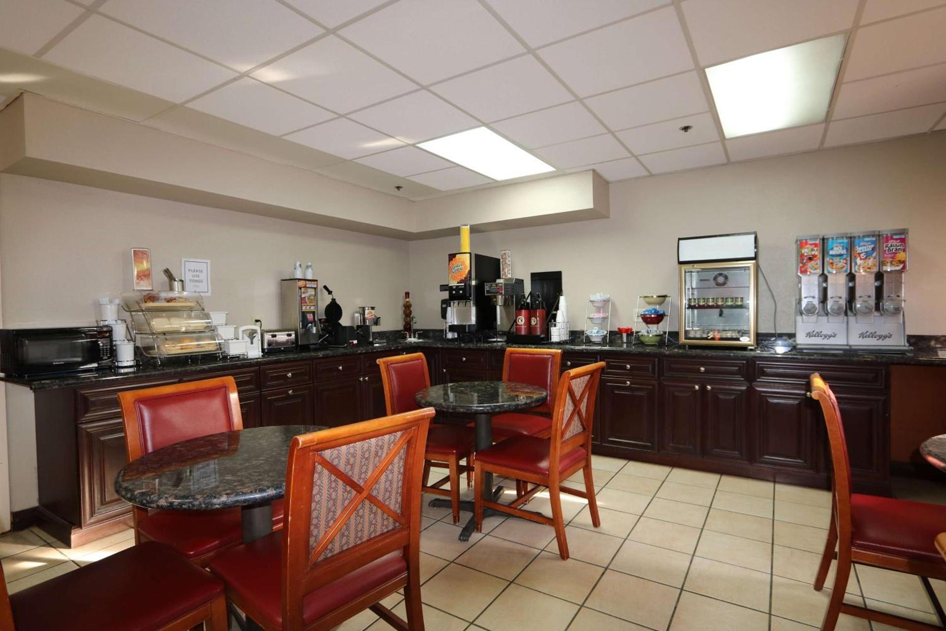 Best Western Bolingbrook Hotel photo 24