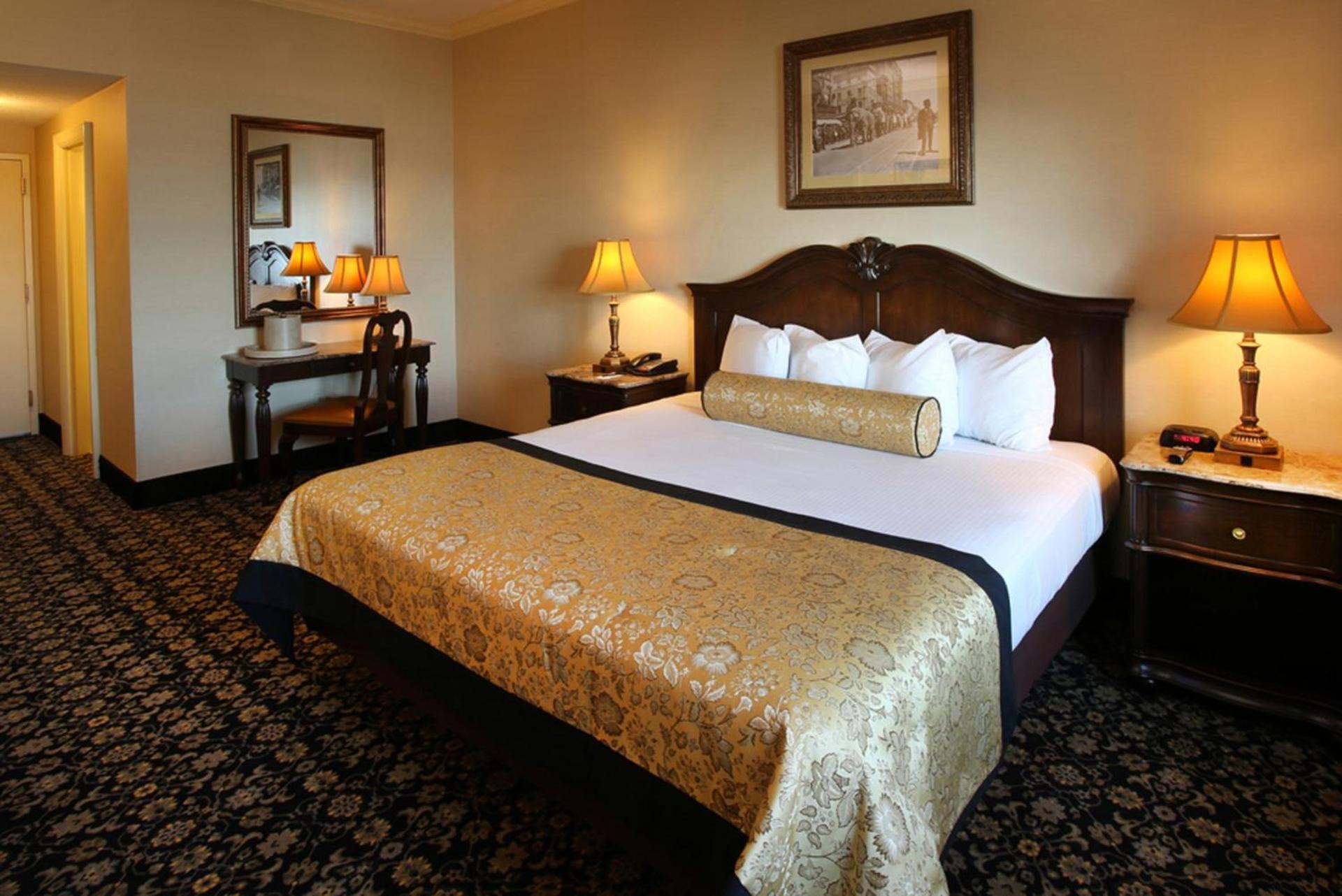The Claridge Hotel photo 30