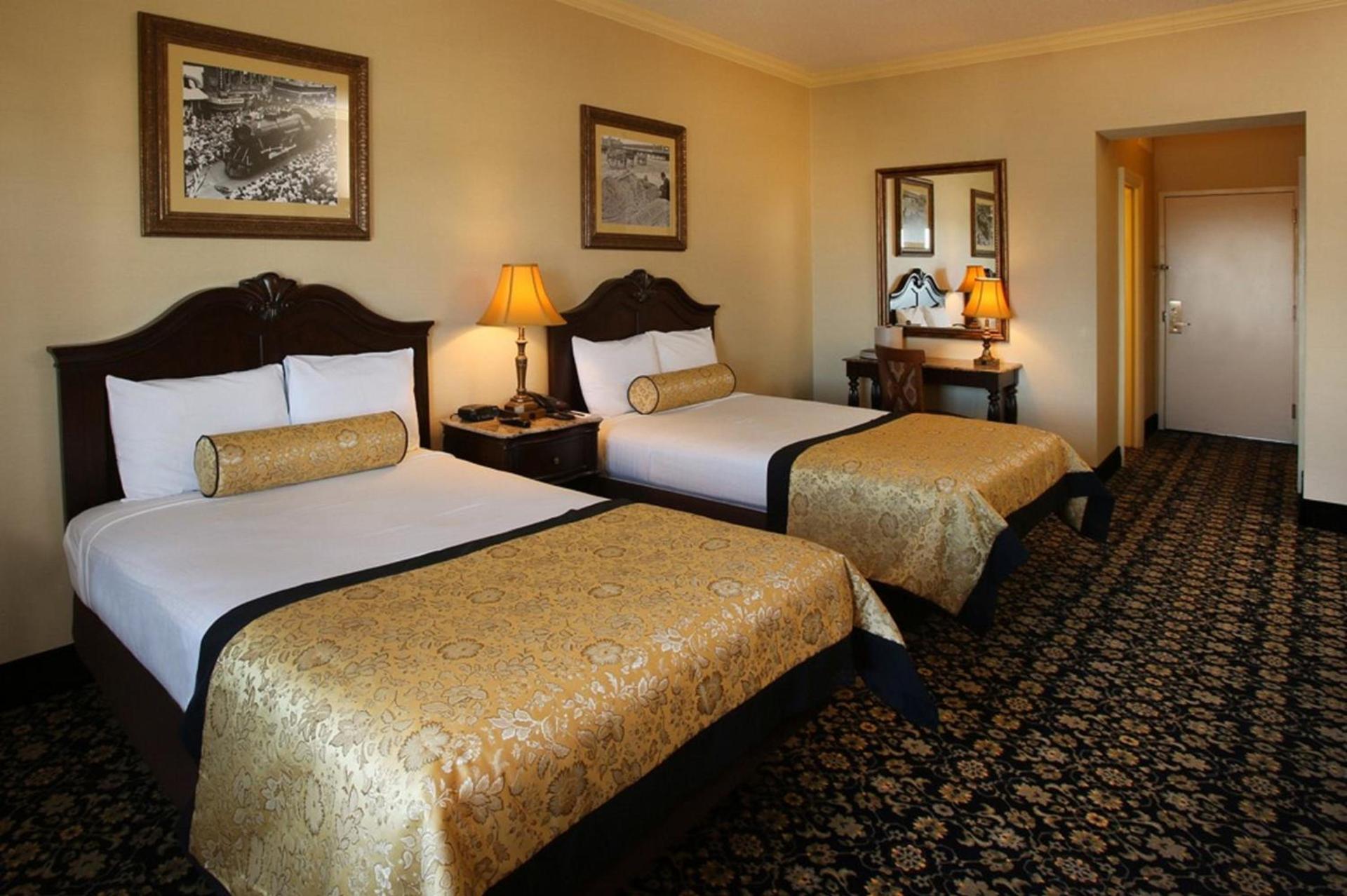 The Claridge Hotel photo 37