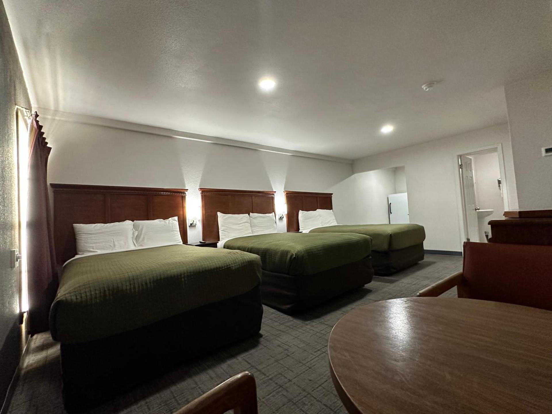 Llano Motel photo 38