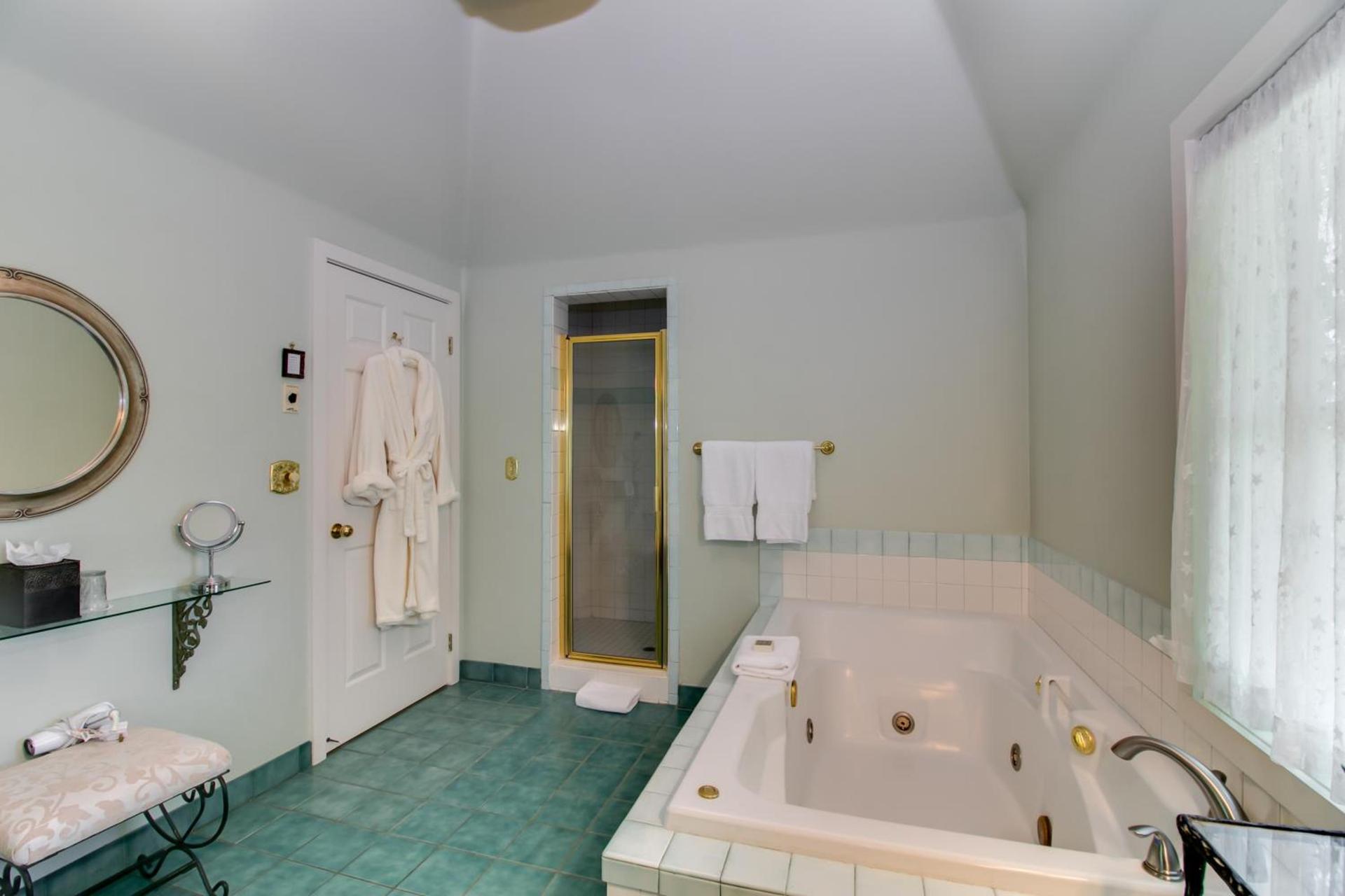 Winchester Inn photo 20