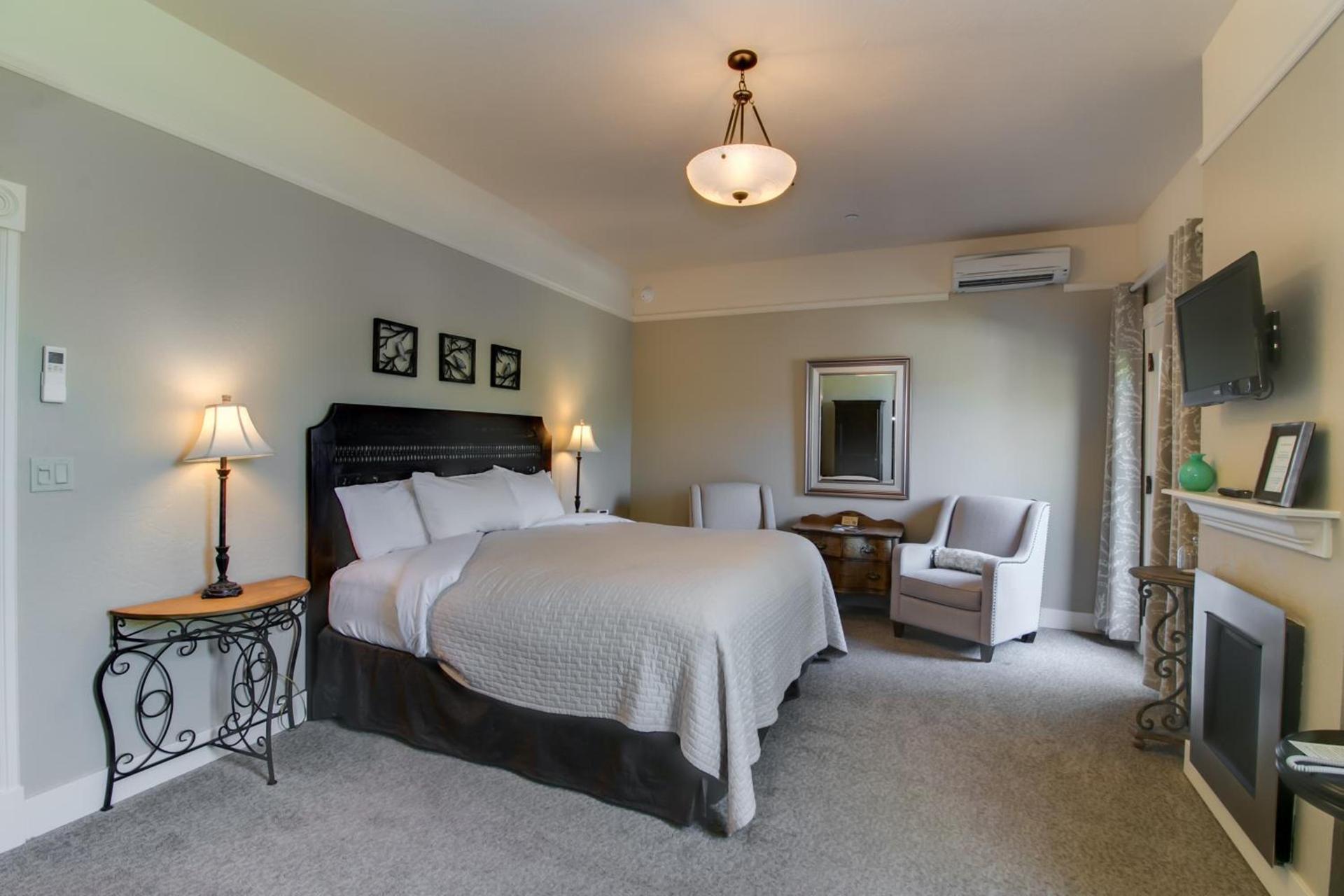 Winchester Inn photo 2