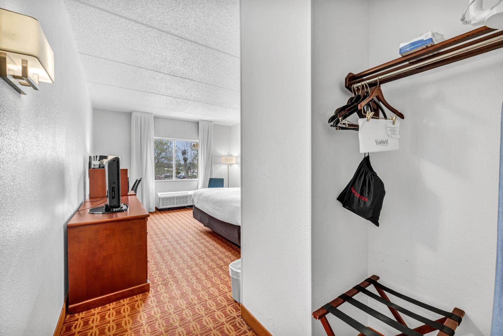 Fairfield Inn by Marriott Lumberton photo 6