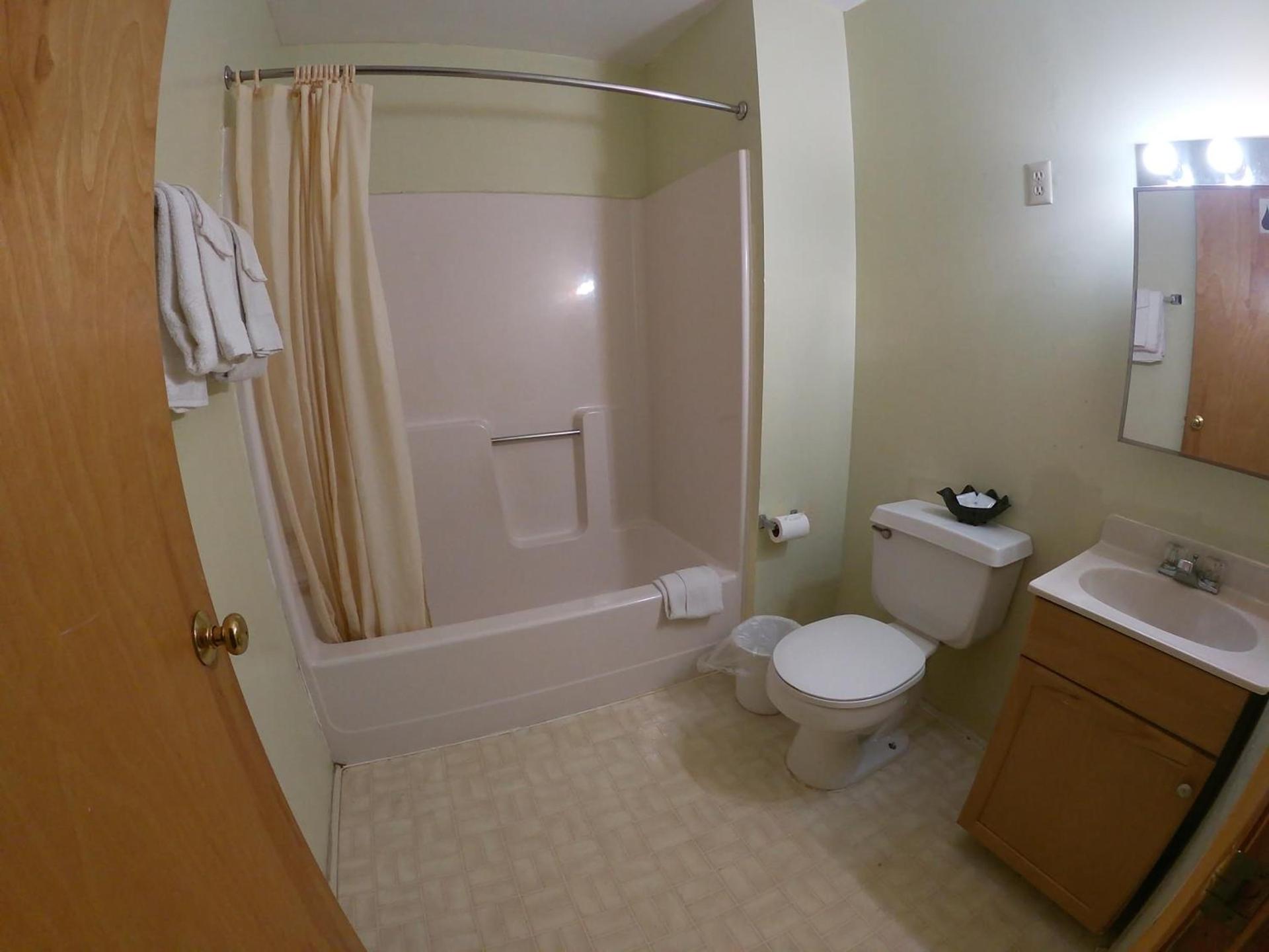 Budget Inn Clearfield PA photo 16
