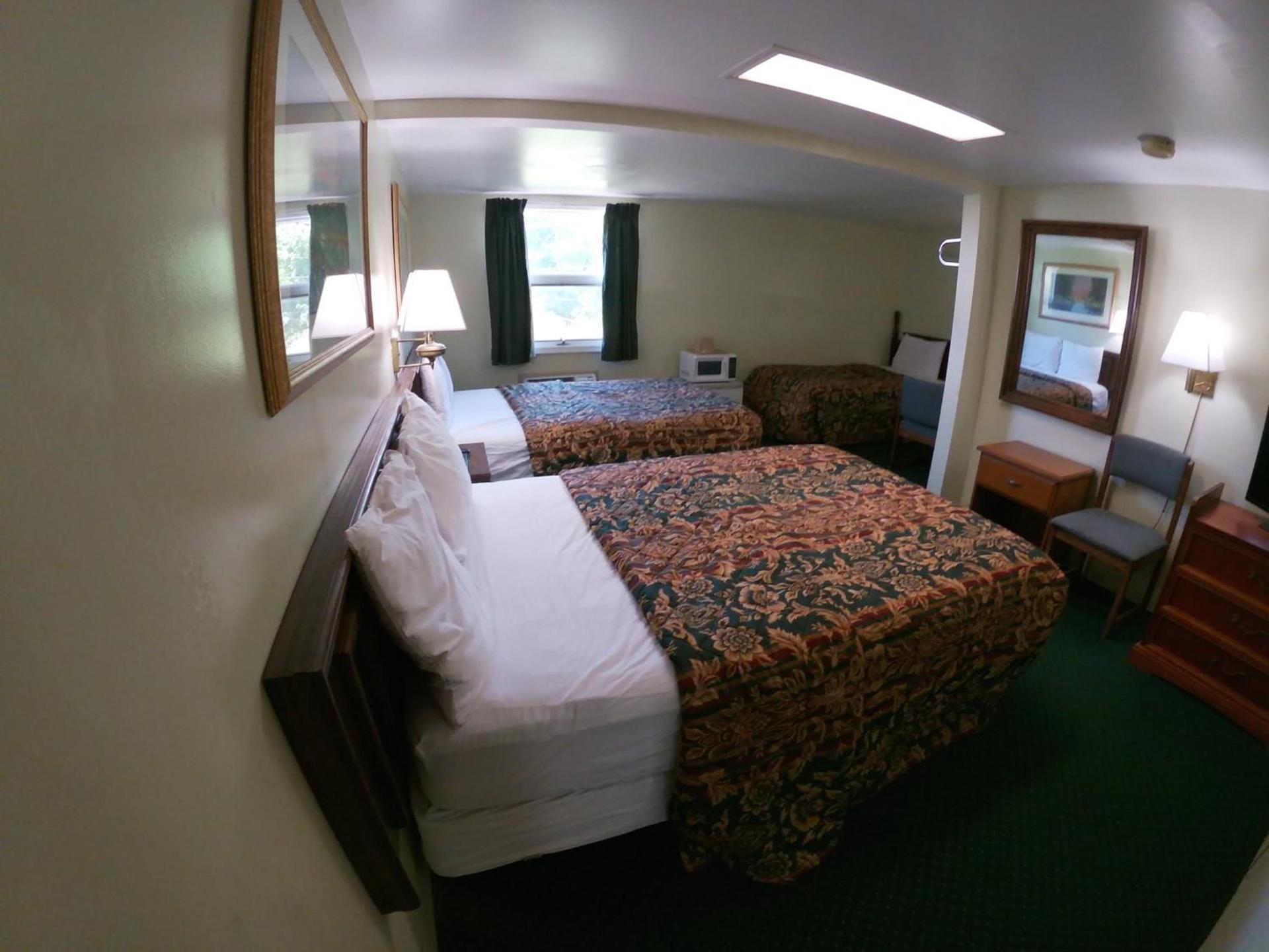 Budget Inn Clearfield PA photo 17