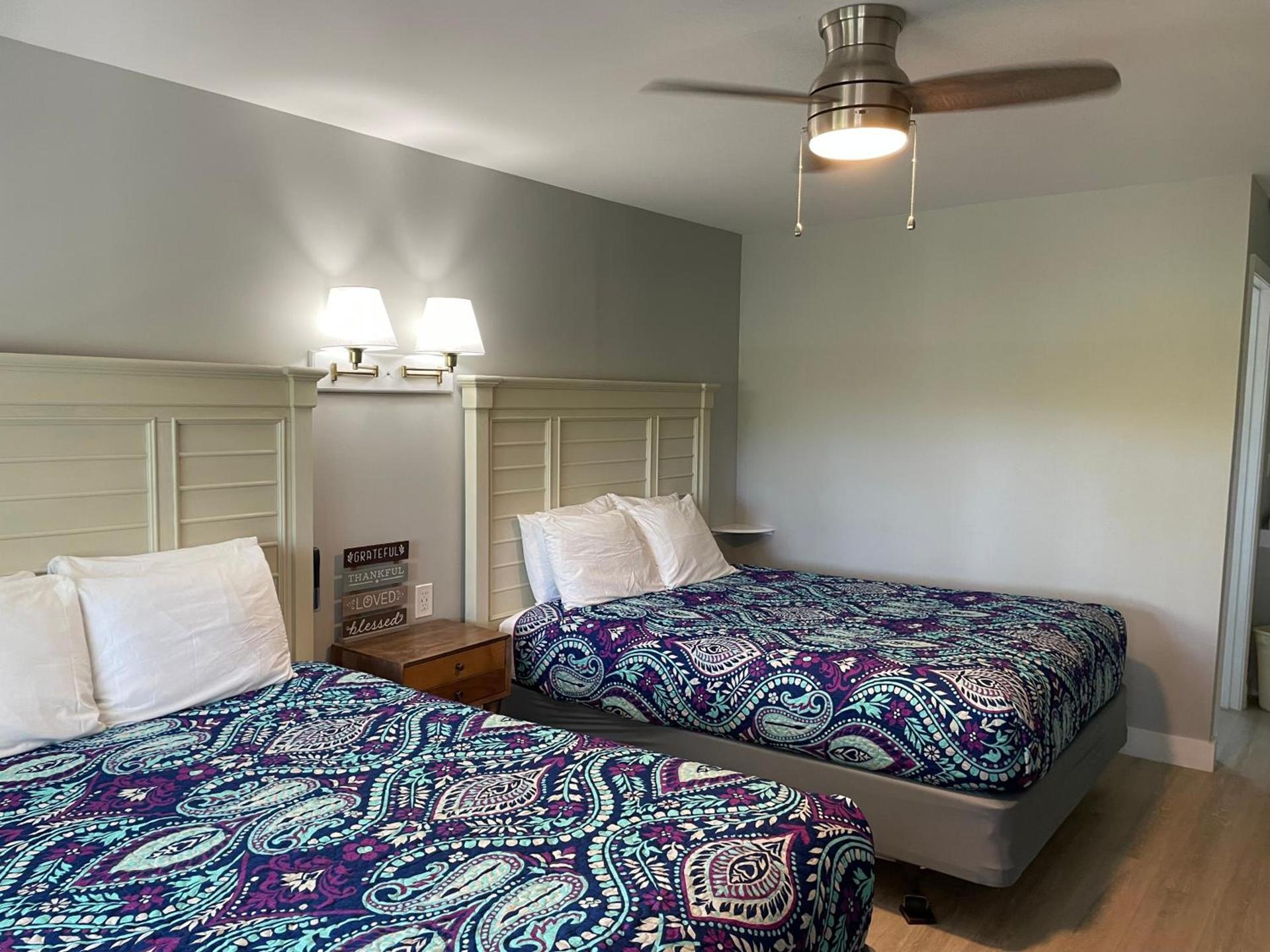 Kennebunkport Motor Lodge photo 62