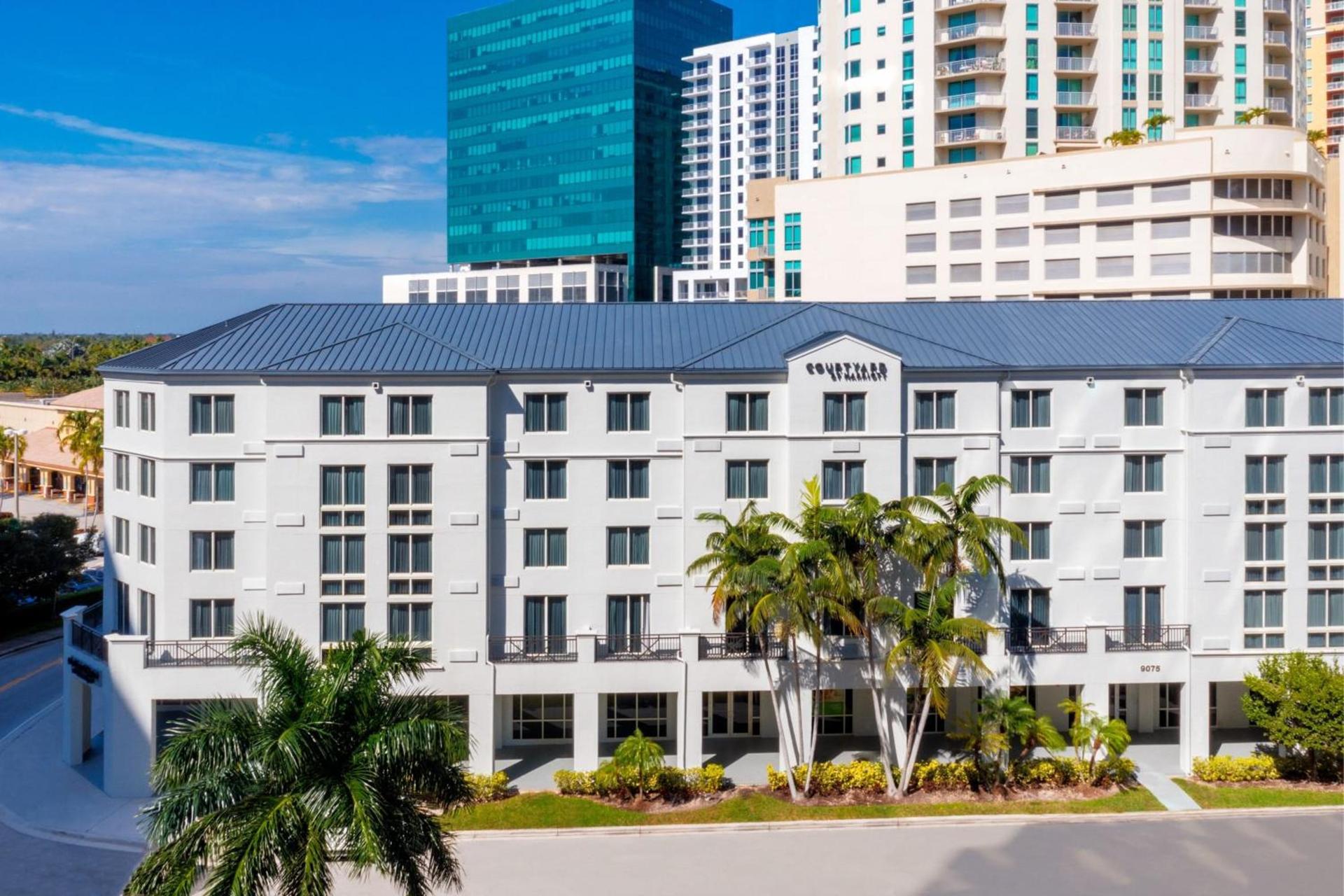 Courtyard Miami Dadeland photo 4