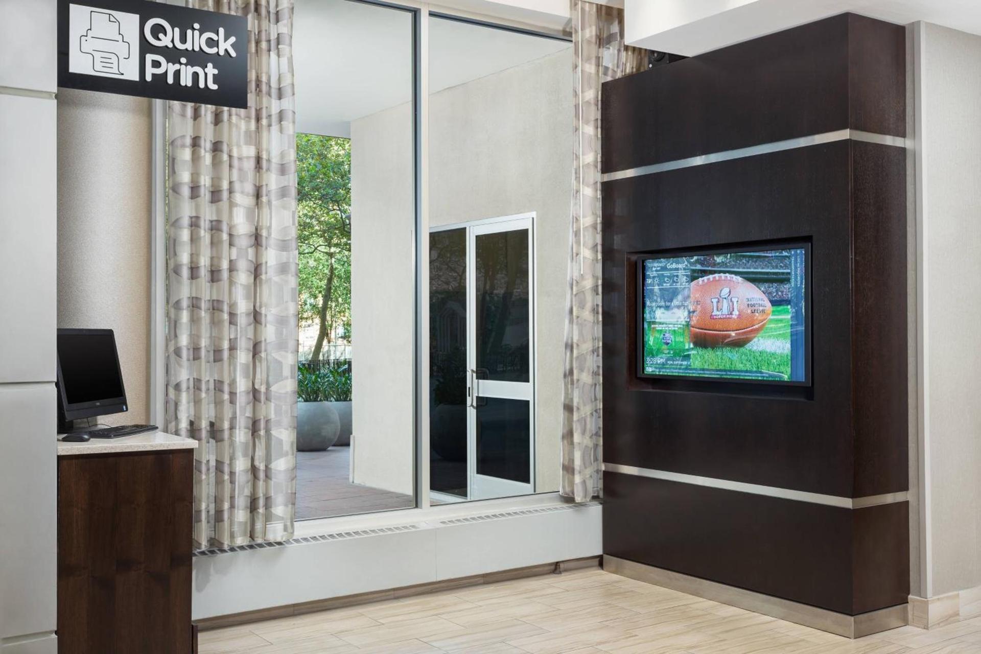 Courtyard by Marriott New York Manhattan Upper East Side photo 19