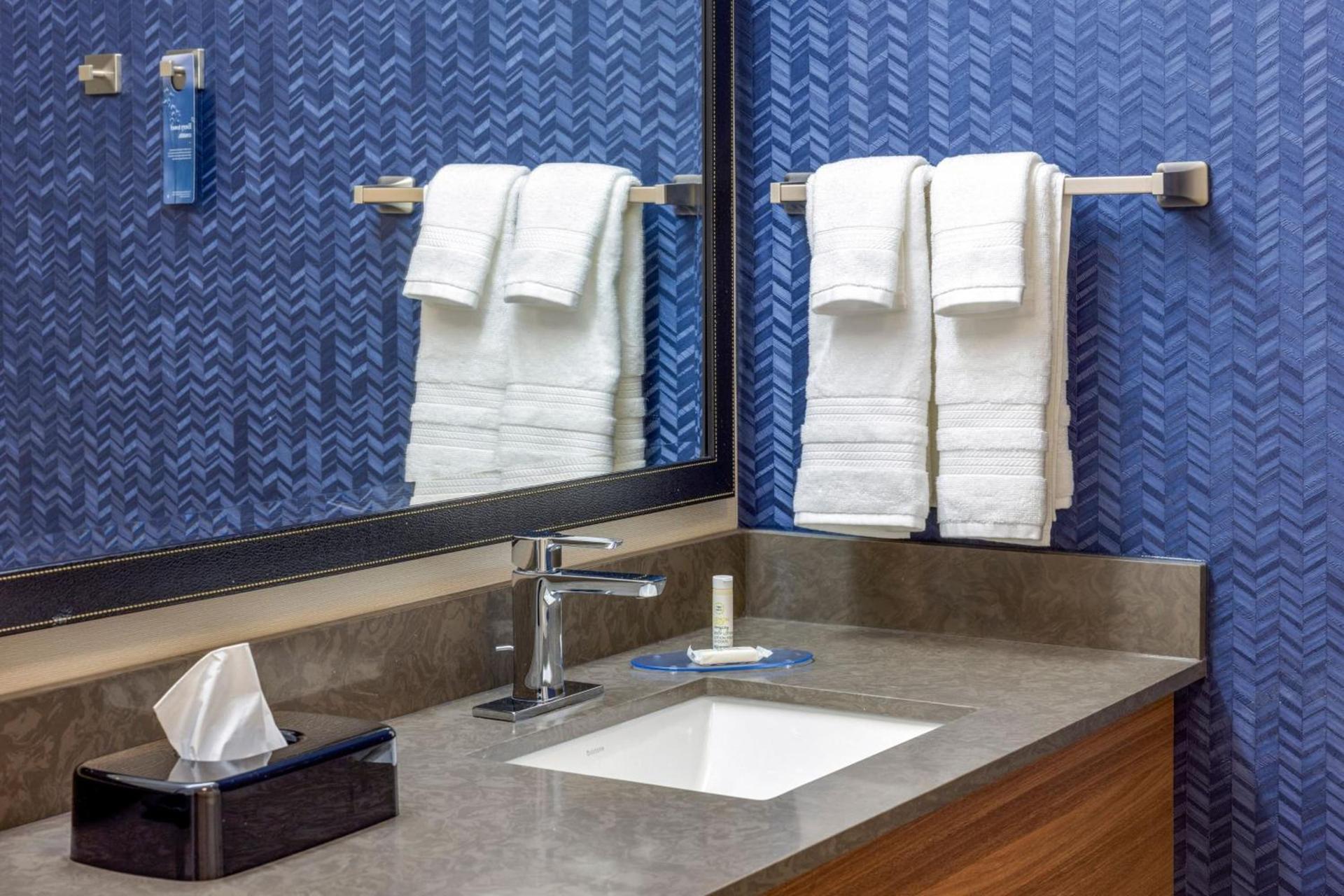 Fairfield Inn & Suites by Marriott Edmond photo 11