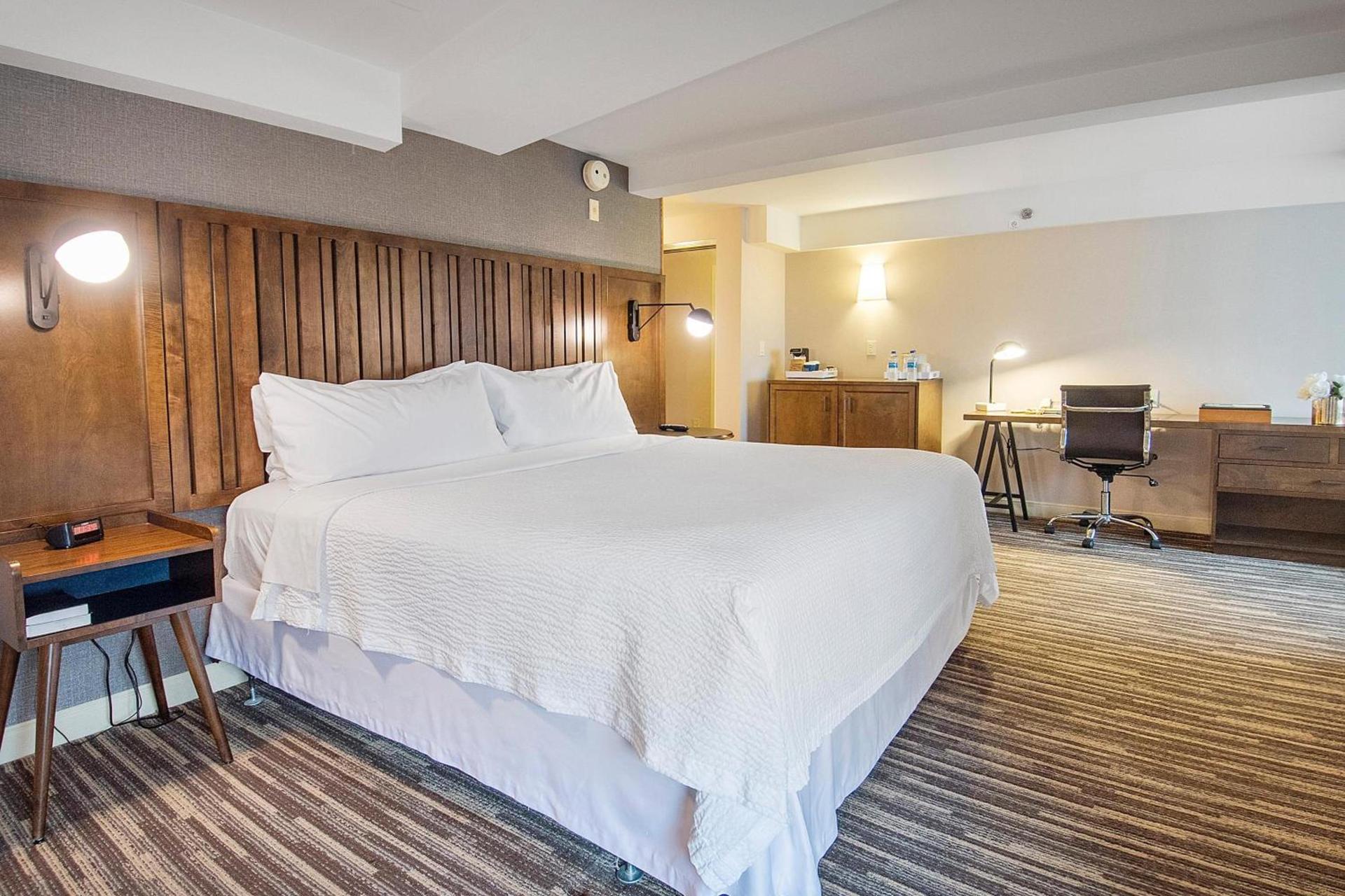 Best Western Premier Plainview-Long Island Hotel photo 7