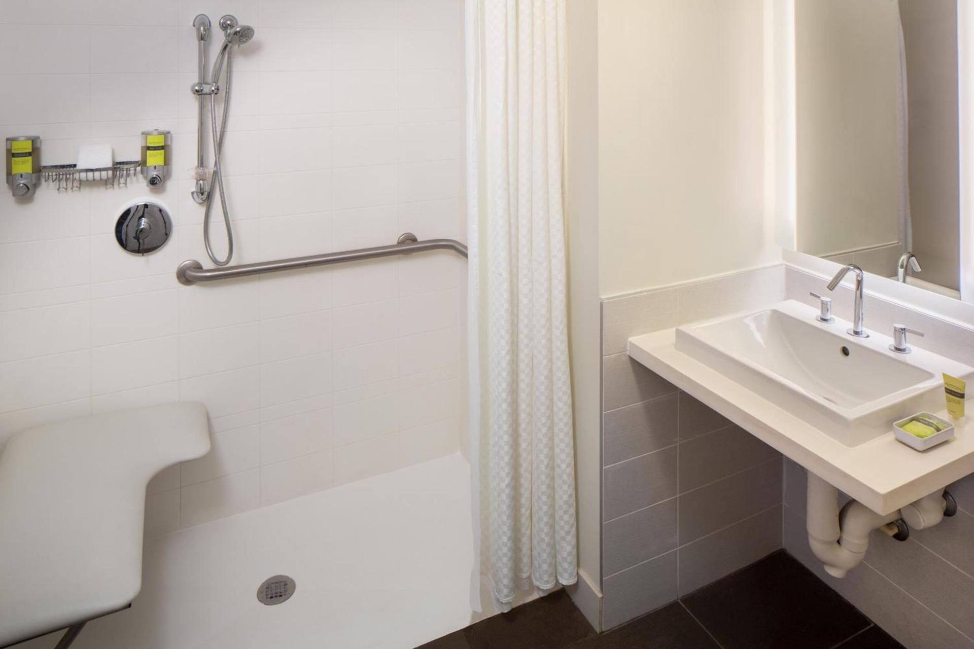Element by Marriott Miami International Airport photo 10