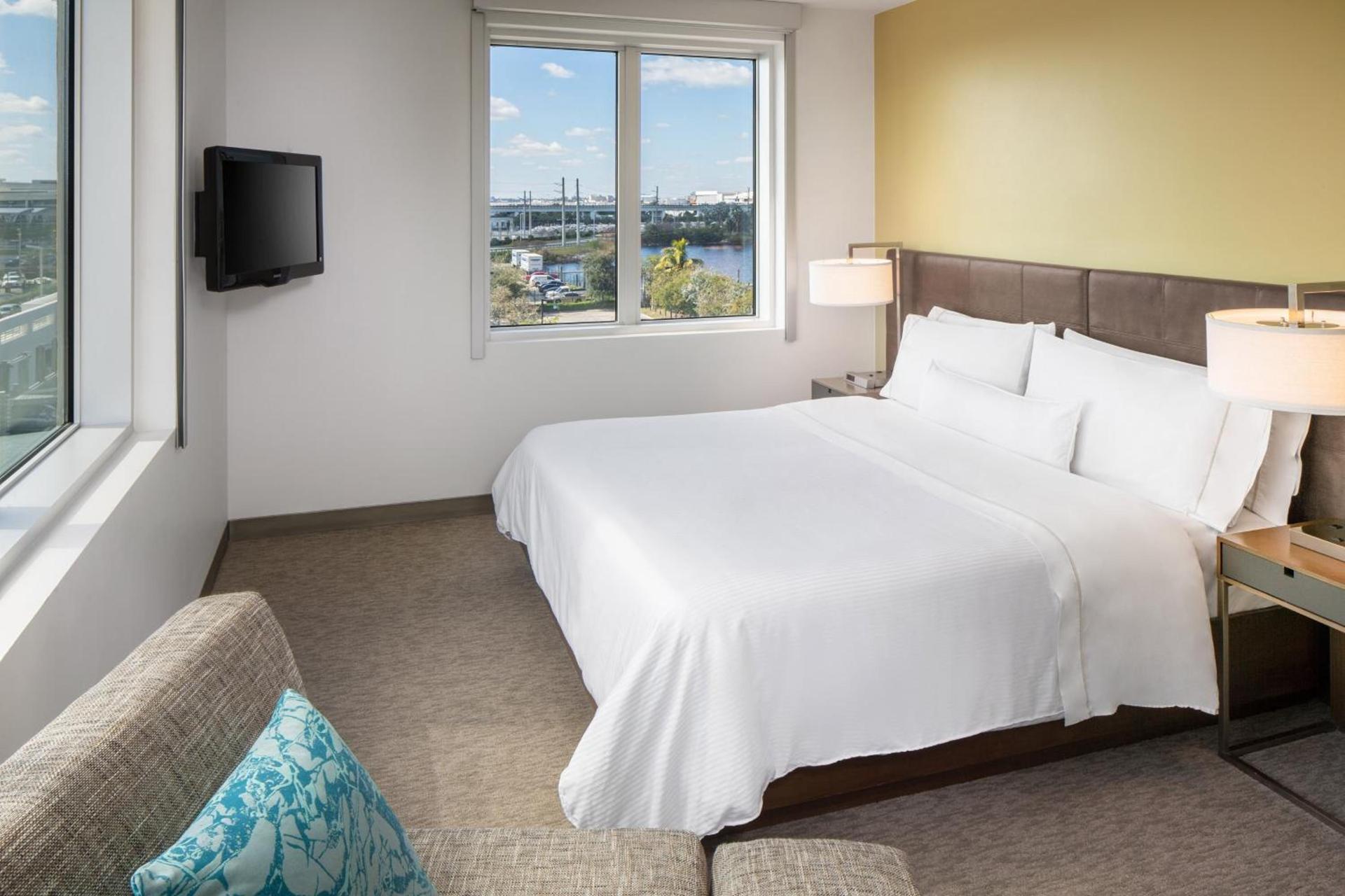 Element by Marriott Miami International Airport photo 12
