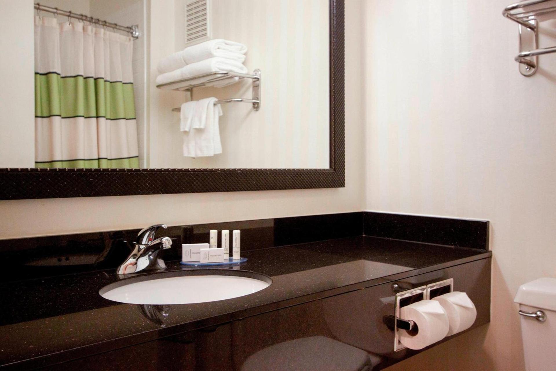 Fairfield Inn by Marriott Forsyth Decatur photo 5