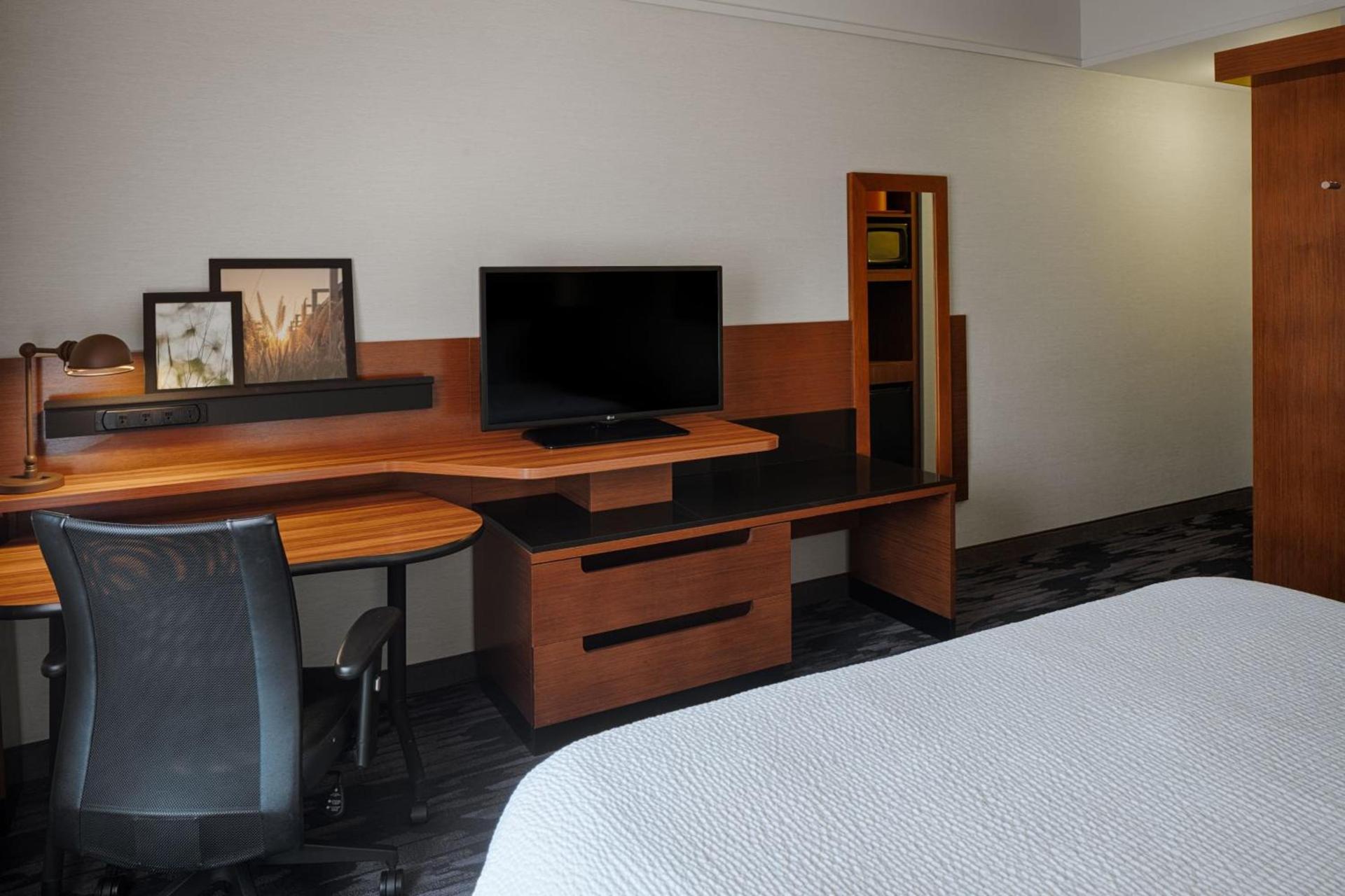 Fairfield Inn & Suites by Marriott Columbus Airport photo 11