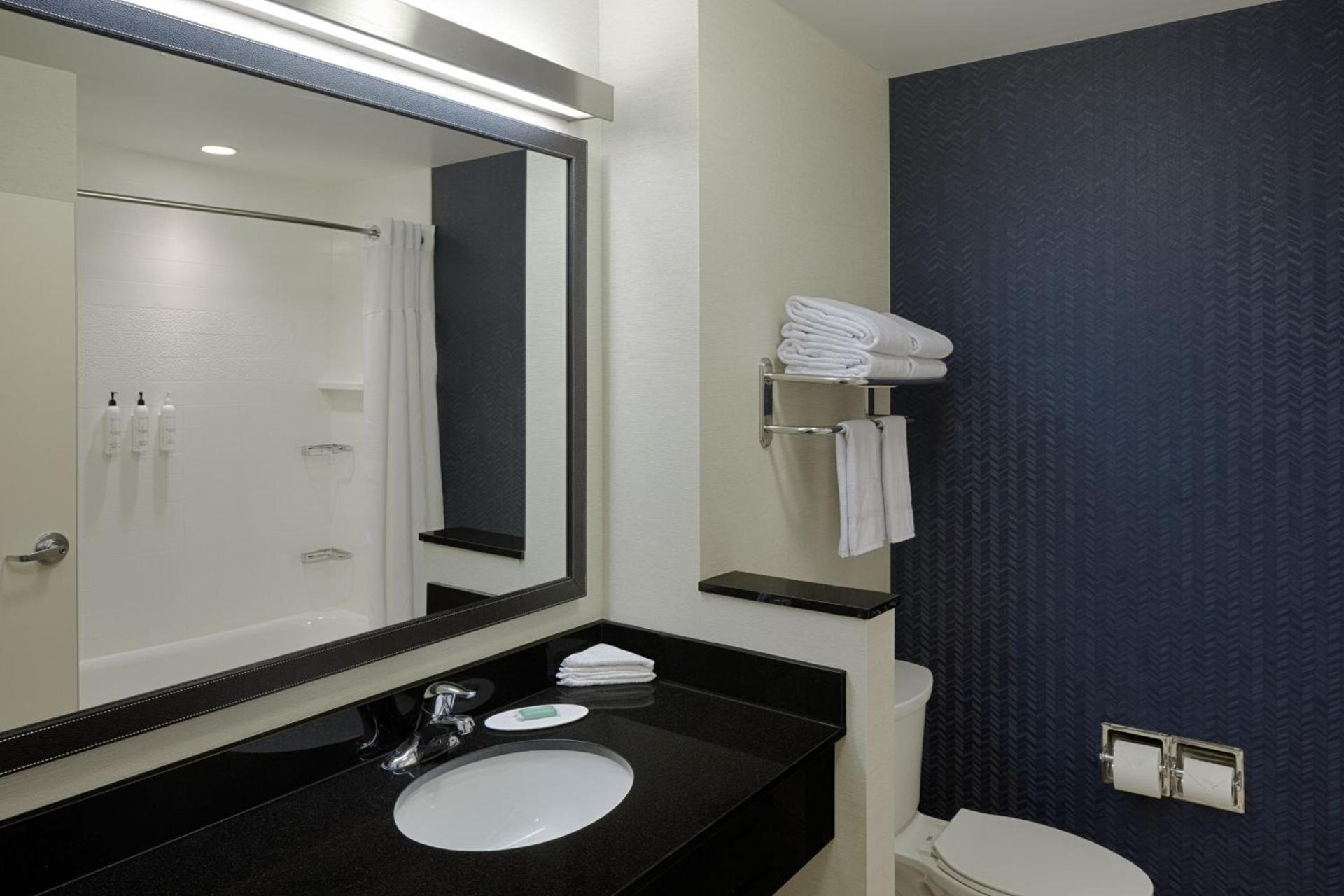 Fairfield Inn & Suites by Marriott Columbus Airport photo 15