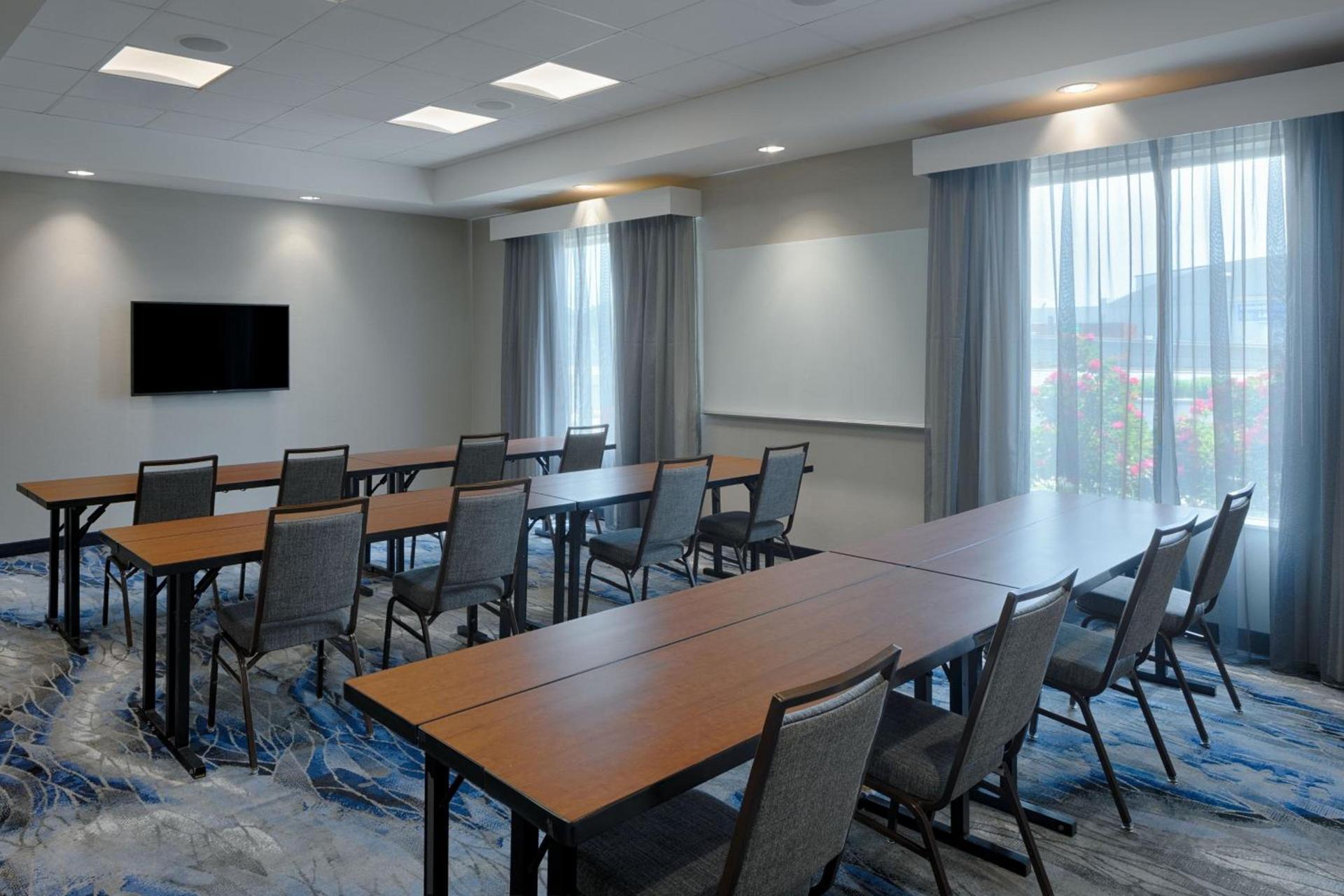 Fairfield Inn & Suites by Marriott Columbus Airport photo 34