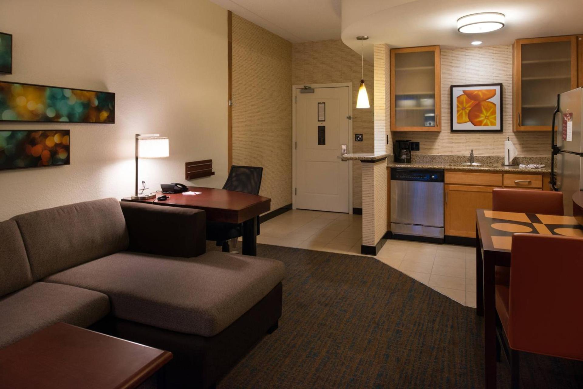 Residence Inn Gainesville I-75 photo 12
