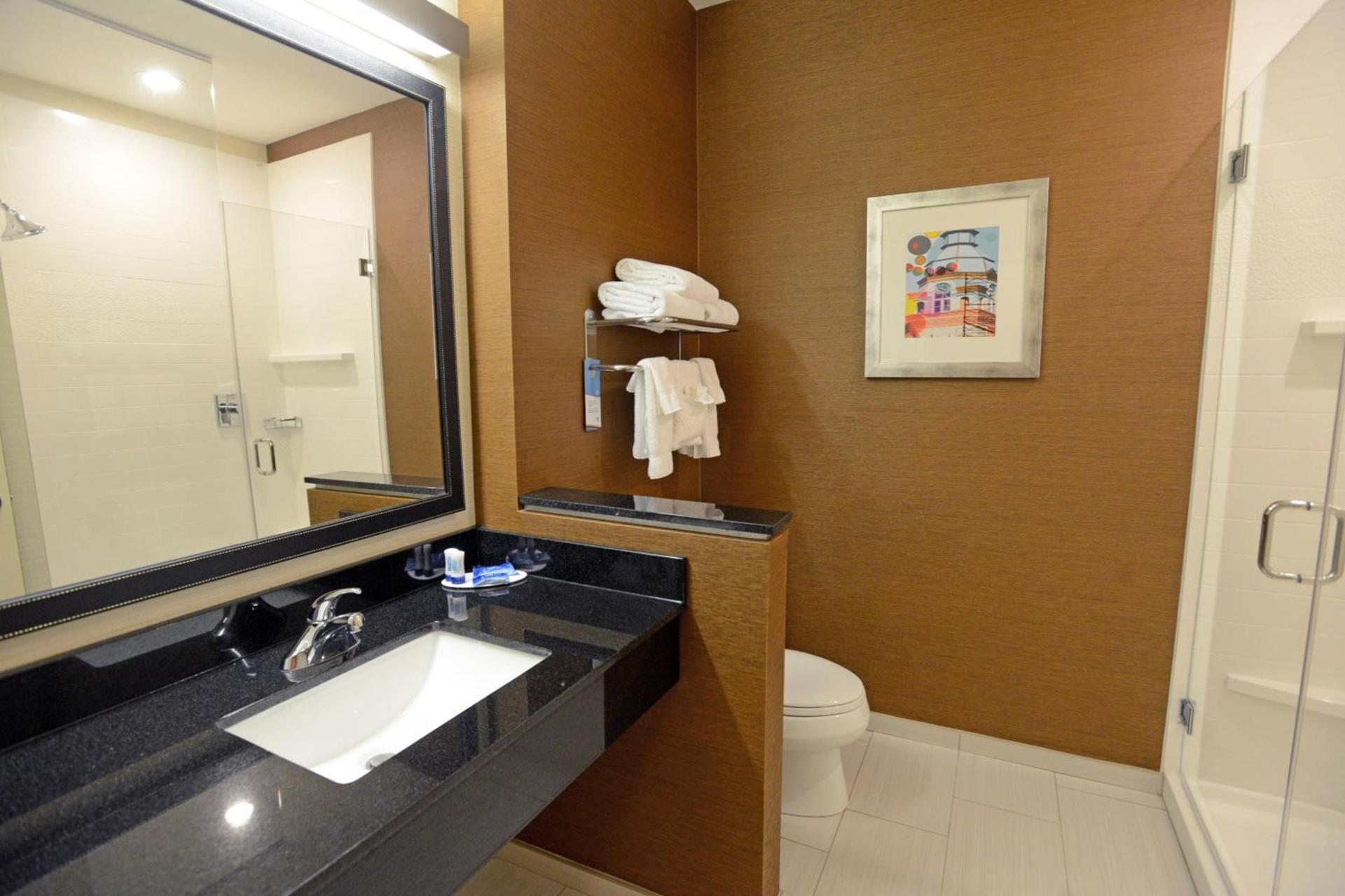 Fairfield Inn & Suites by Marriott Bowling Green photo 10