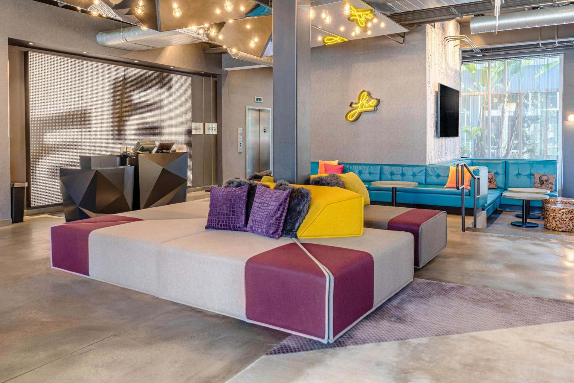 Aloft by Marriott Jacksonville Tapestry Park photo 4