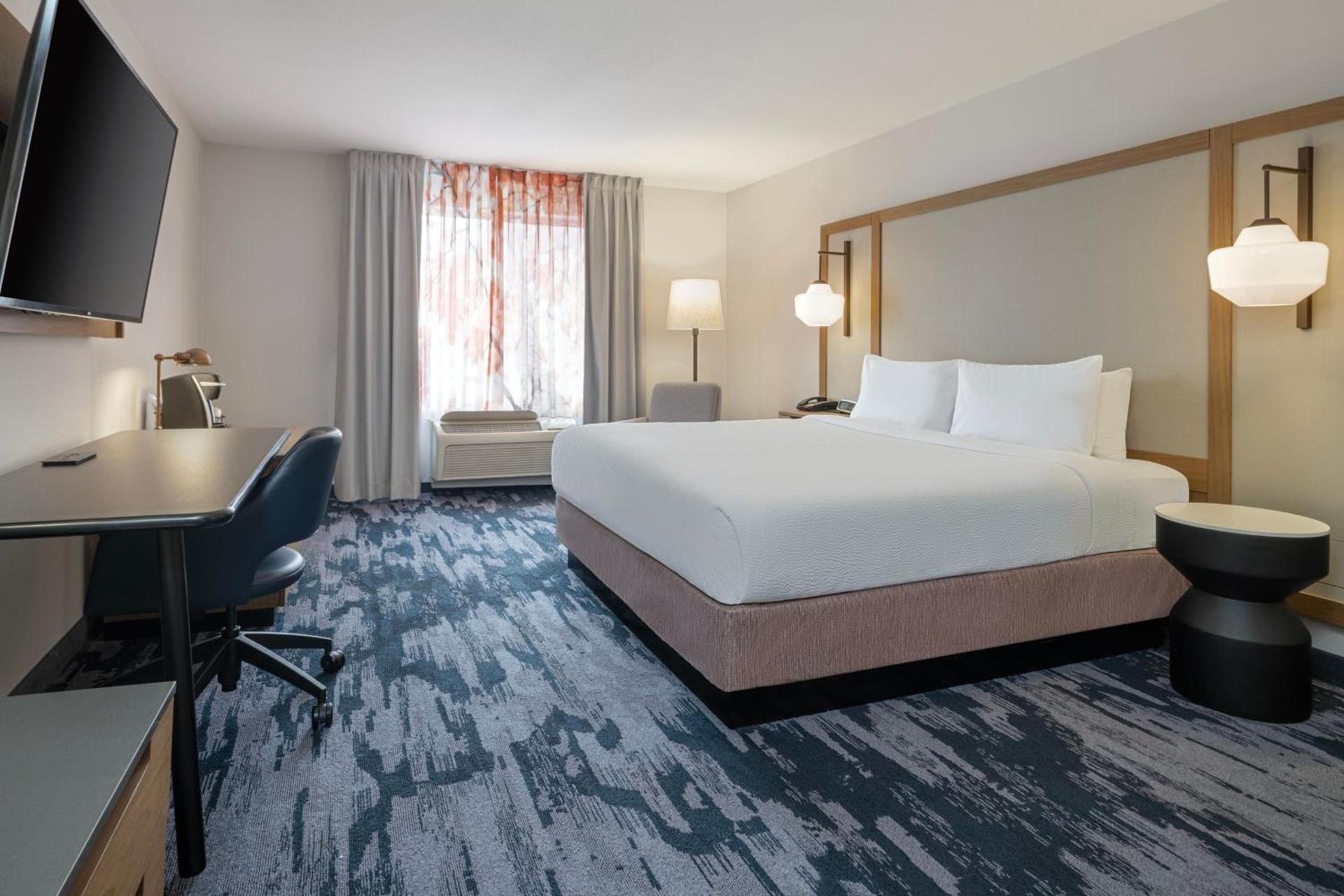 Fairfield Inn & Suites Denton photo 9