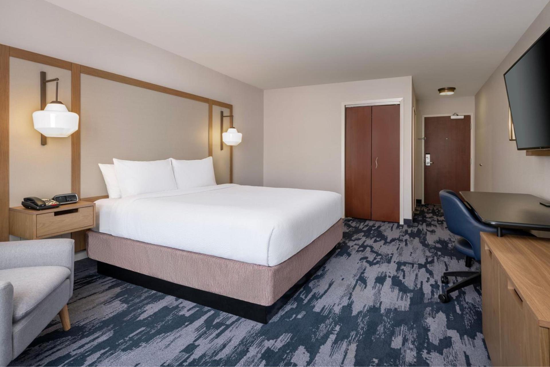 Fairfield Inn & Suites Denton photo 6