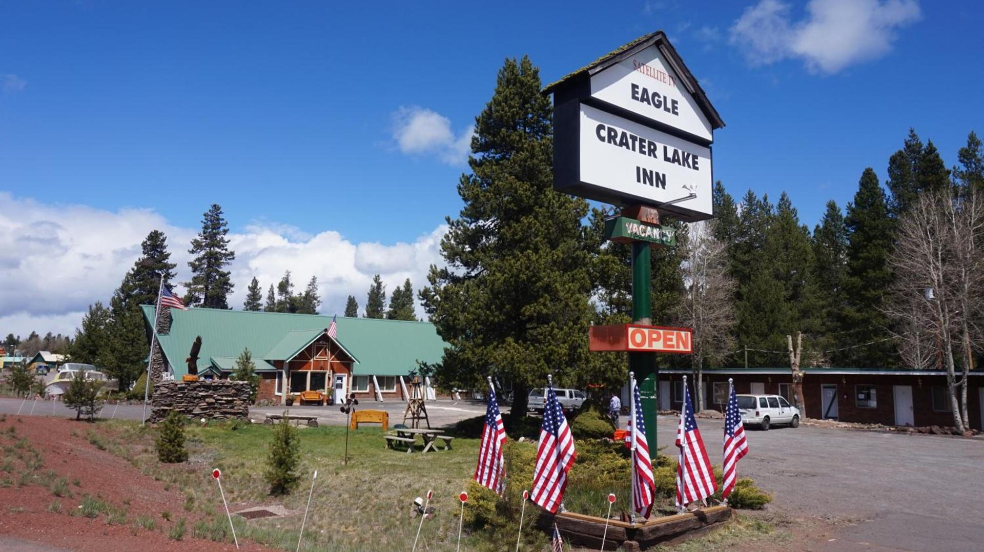 Eagle Crater Lake Inn photo 1