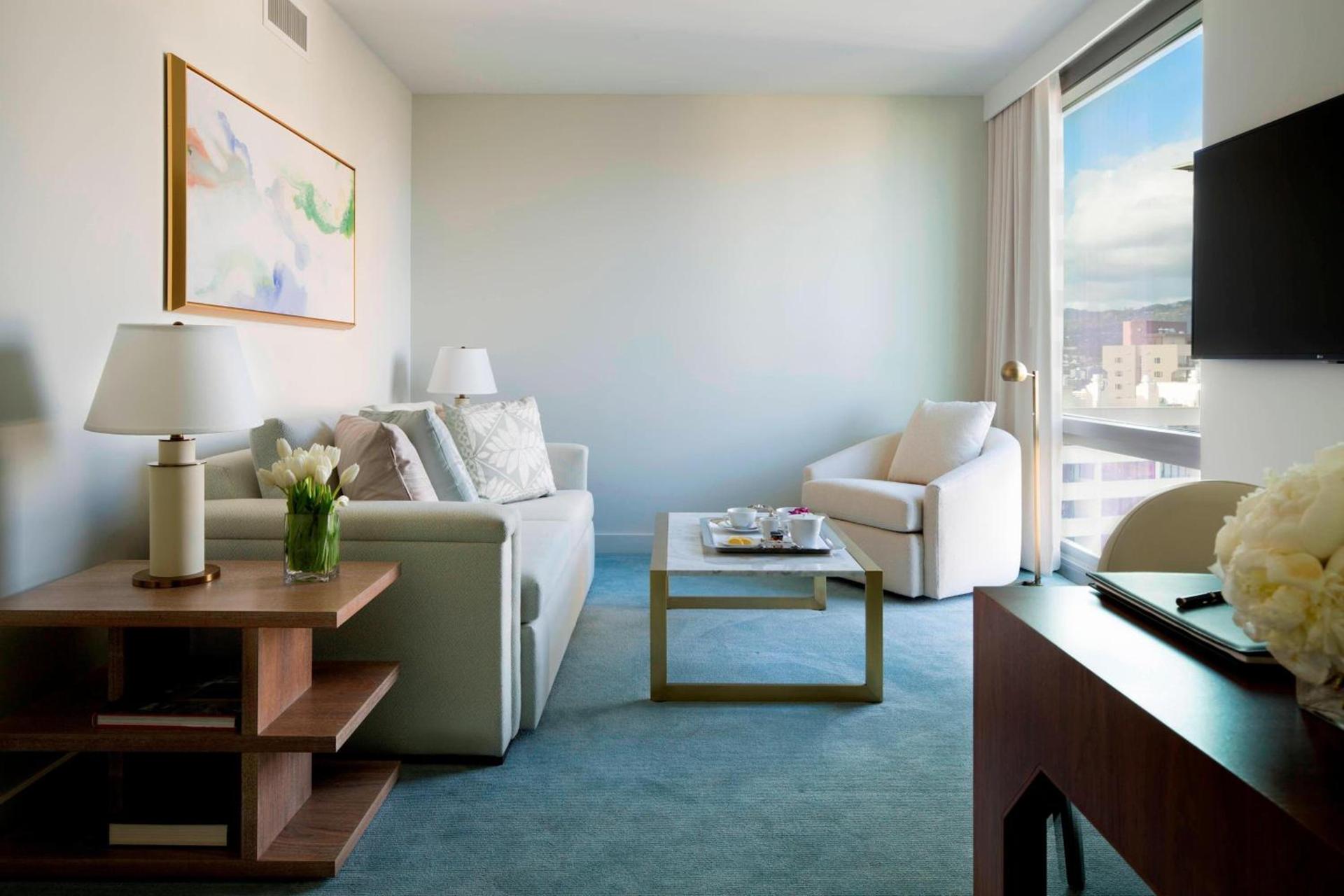 The Ritz-Carlton Residences, Waikiki Beach Hotel photo 24