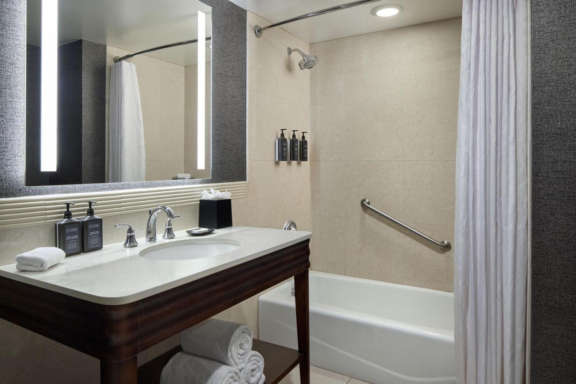 Sheraton Valley Forge King of Prussia photo 14