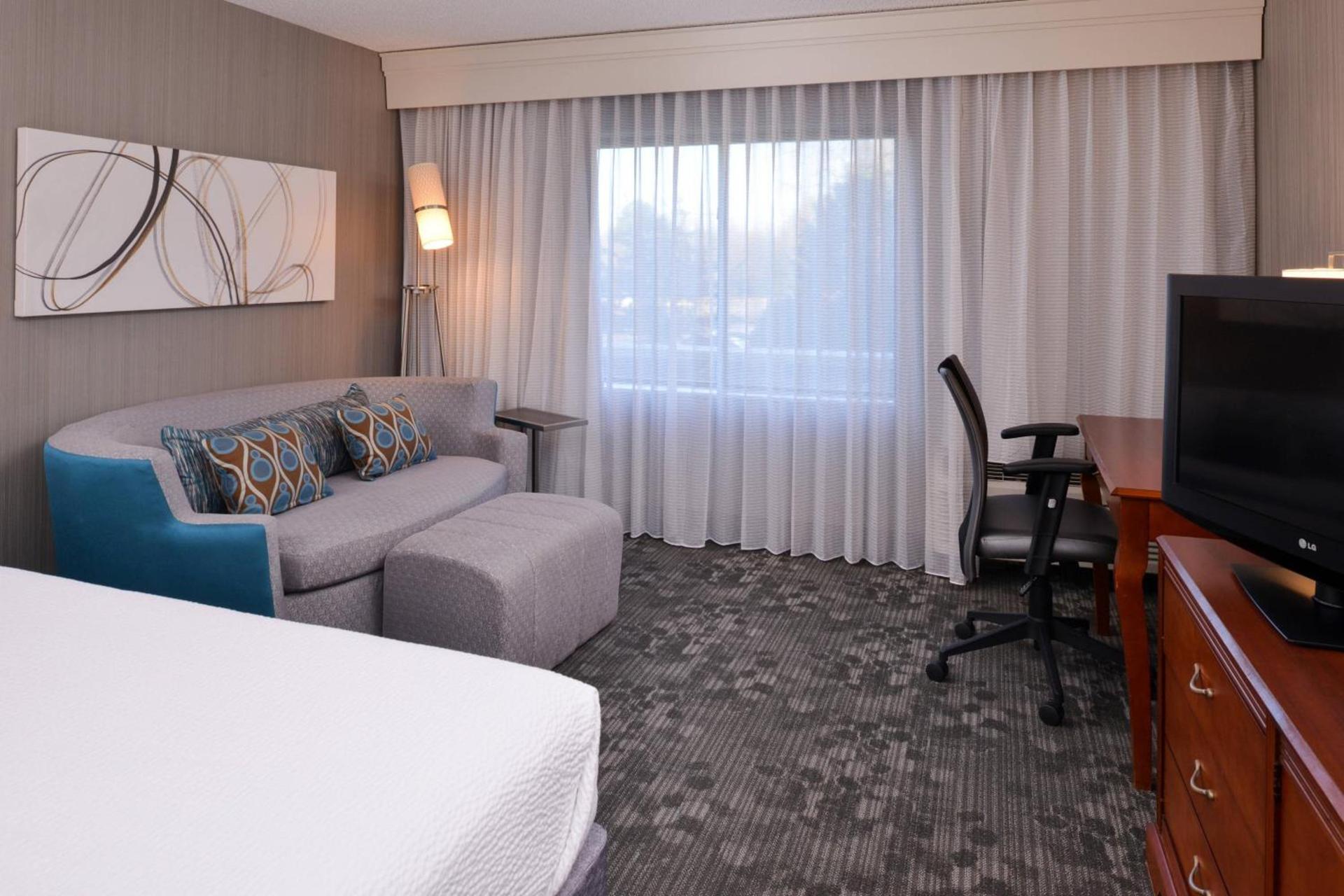 Courtyard by Marriott Charlotte Gastonia photo 6