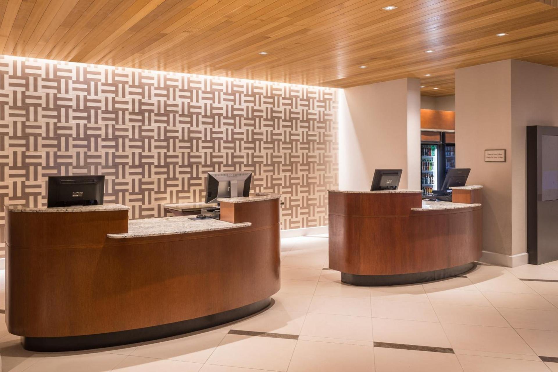 Sheraton Dallas Hotel by the Galleria photo 4