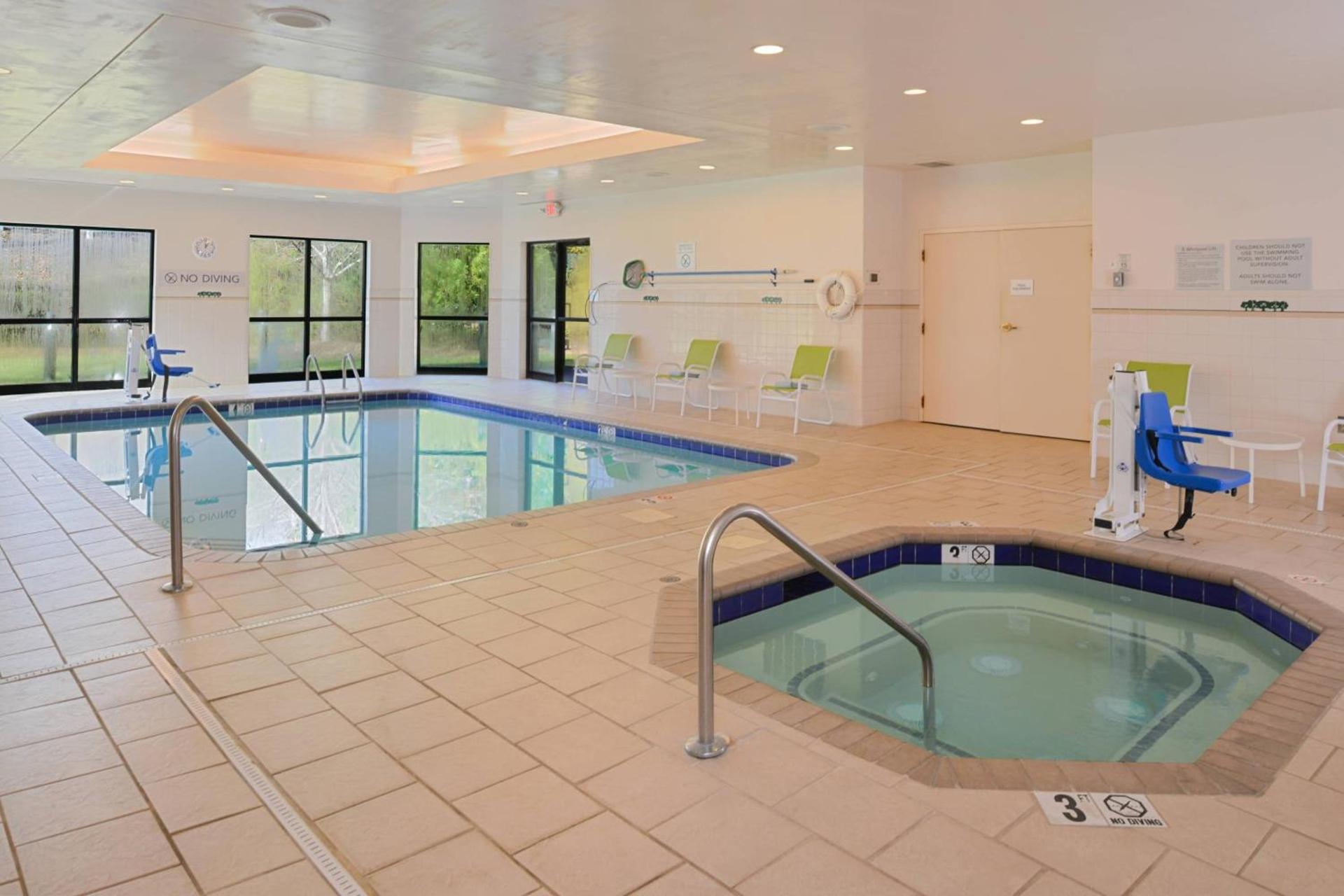 Courtyard by Marriott Charlotte Gastonia photo 25