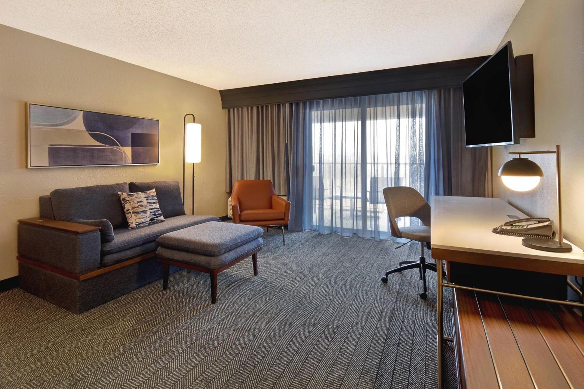 Courtyard by Marriott Cincinnati Airport photo 32